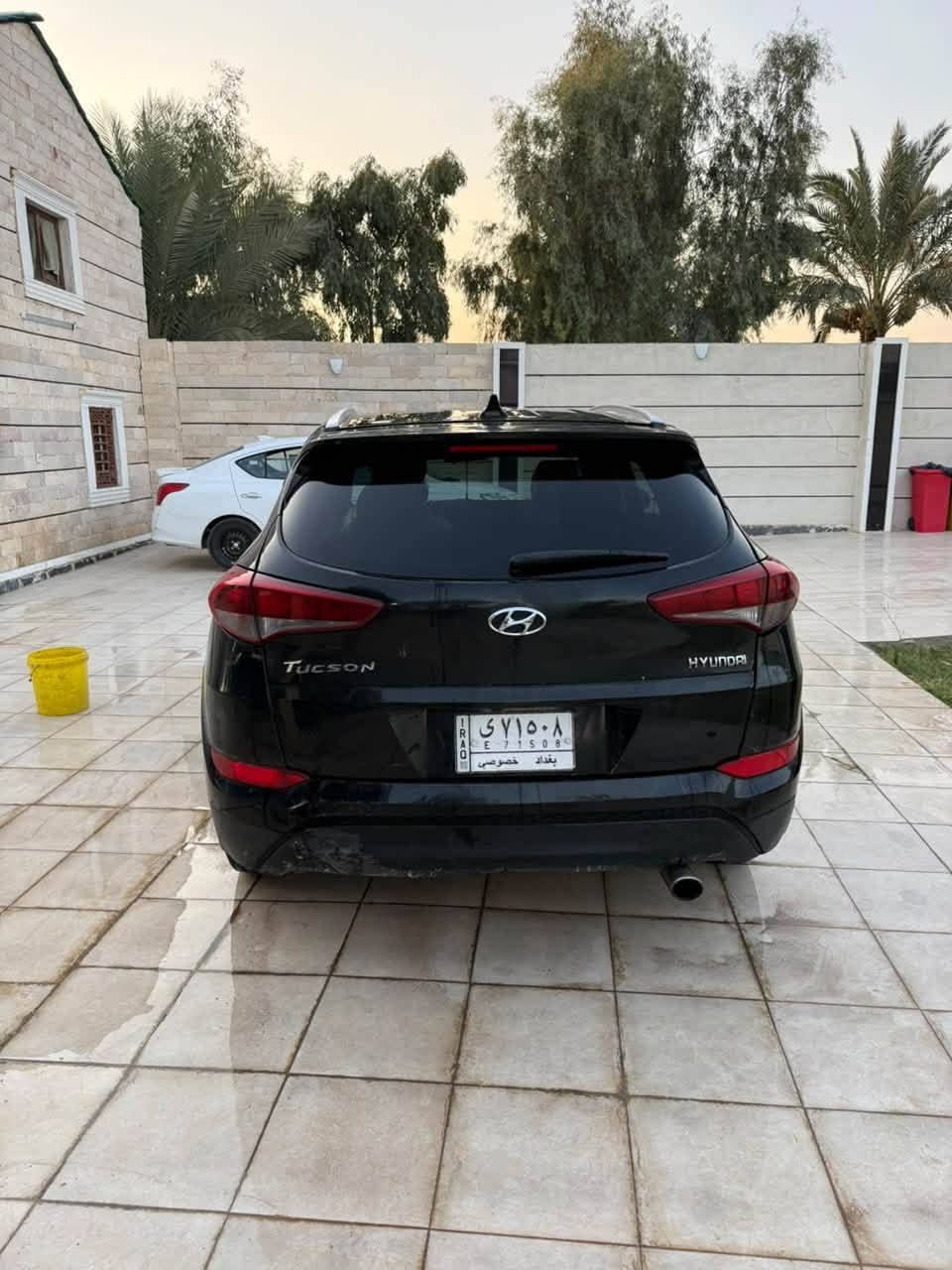 السلام عليكم 
توسان 2018 وارد امريكي للبيع 
جي تي اي 
ماشيه ٥٤
الضربه بنيد حادثهه دراجه صور الحادث بالمنشور
بيهه بارد من جهه اليمين فقط بدون صبغ
السعر ١٦٠ او بيهه مجال 
للاستفسار ***********

نص مكتوب في الصور:
- 000-26324541 - 10/29/2019 - IAA