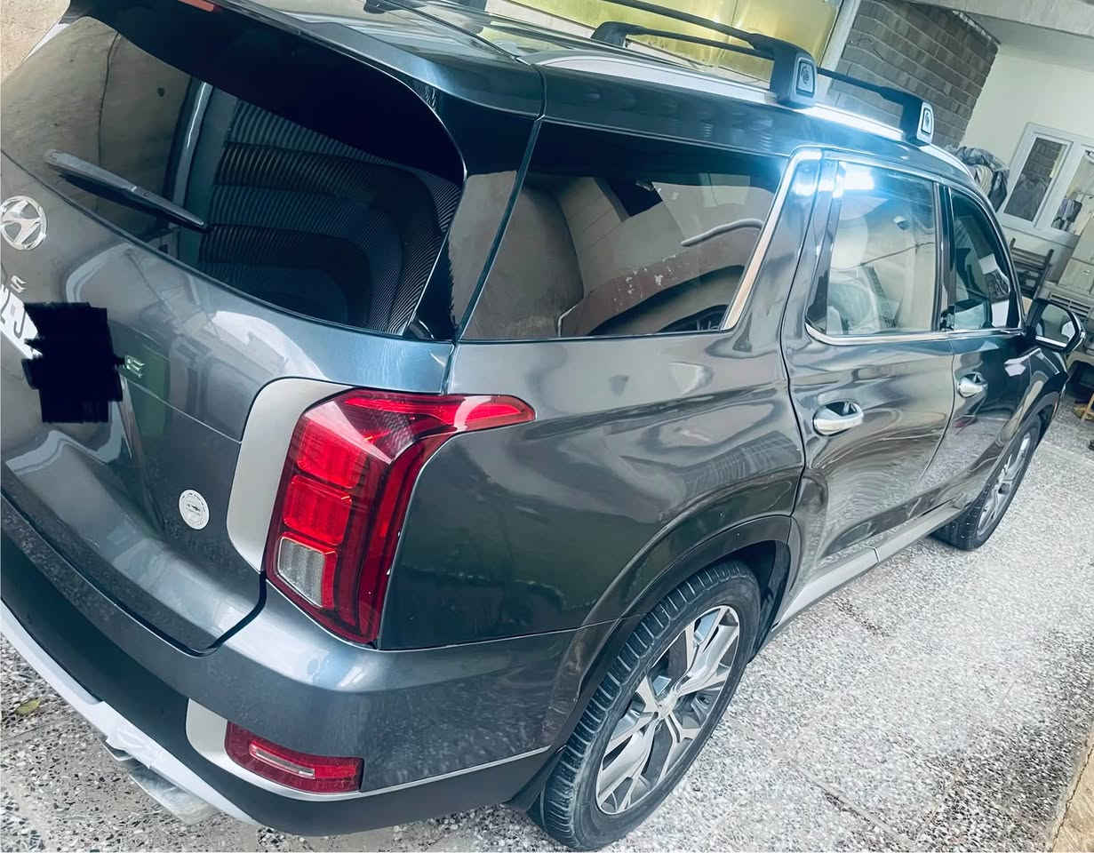 بلاسايد موديل 2021 لون زيتوني مرقمه اربيل فول مواصفات فتحه مو بنوراما مكينه 3800 حادثها جاملغ خلفي وباب خلفي فقط ماشيه 71 الف حقيقي  السياره جاهزه وحلوه رايدها ب250 للبيع او لمراوس مع بلاسايد احدث ومواصفات اعلى او مع هايلندر 6 سلندر للستفسار الاتصال برقم ***********
