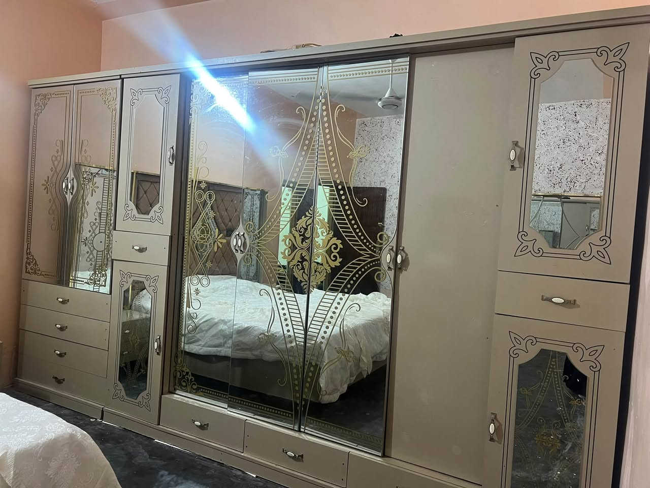 غرفه اخشاب • تركية