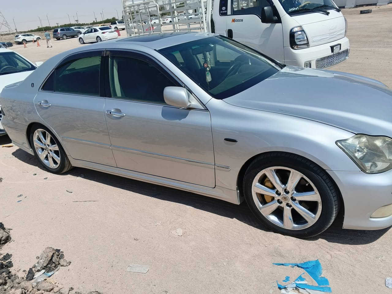 شاصي84 مكينه 3500  V6 اثلث
كفاله عامه كارتون ما ماشيه بالعراق 
@ستيرن كهربائي 
@كرستال اصل
@عداد المسافة 65km حقيقي
@بصمه رصاصي 
@تبريد قطعتين
@تشغيل بنضام البصمة
@نضام ترحيب عند الاقتراب
@خزن كشنات ميموري 
@علامه كراون عندفتح الباب ودوس ضوئيه 
@تدفئه كشنات 
@مري شفط بلاد
@جيبي اس خرائط 
@شاشة كبيرة 
@تحكم ستيرن جهتين 
@ويل رياضي نيكل جديد دنكه والسبير دنكه
@الابواب بصمه 6بصمات
@سيدي جنجر خزن 
@كامره خلفيه دواره 
@مثبت سرعه 
@حساسات خلفي وامامي بلاد
@كشنات كهرباء امامي وخلفي 
@دمام خلفي
@لايت زنون بلاد خمس قطع دوار والبلوجكتر أيضا زنون
@فتحه سقف سلايد رووف 
@غرفة جلد حاضن 
@سبايدر جنطه بلاد 
@أصلً لحايه بلاد 
@موديل 2007 اثلث
وبيها أيضا تزويد اشاره لكزز وبيها بعد مواصفات السعر 170العنوان بصره سيبه ***********
