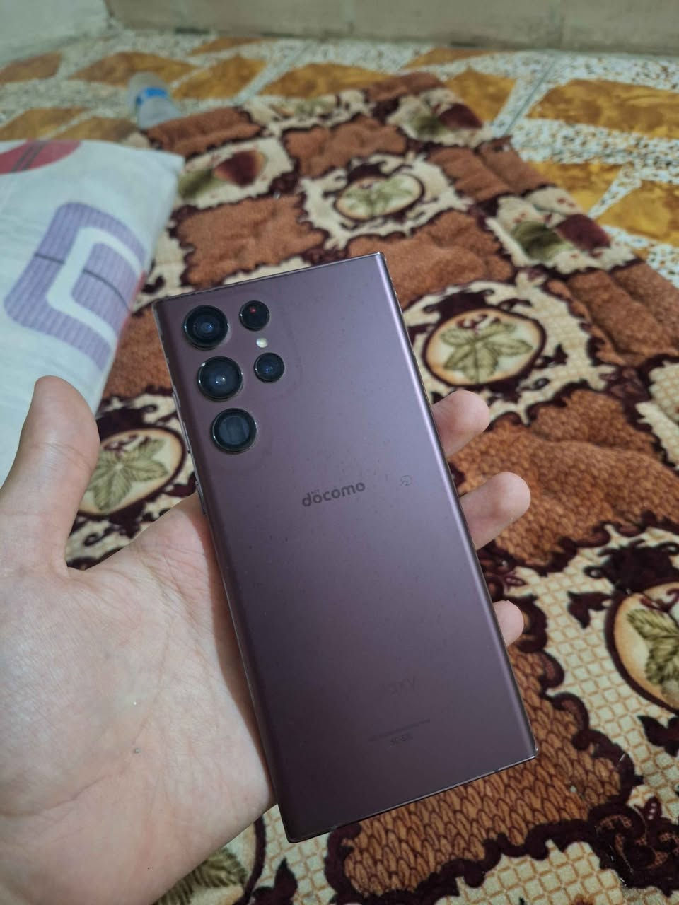 السلام عليكم عندي تلفون للبيع 
جهاز سامسونك S22 الترا 
ذاكره 256g ورام 12 نسخه ياباني 
يدعم لغه عربيه وتسجيل مكالمات نضافه عاليه
الجهاز فقط مستبدل شاشه نوعيه حلوه اوليد مع فريم تدعم بصمه وسيم كارت شغال كله شغال بدون اي مشاكل كاميره 100x صافيات وقلم بلادي السعر 350 الف وبي مجال للشراي حك جيته شراي يتواصل خاص العنوان اربيل أربيل, العراق
