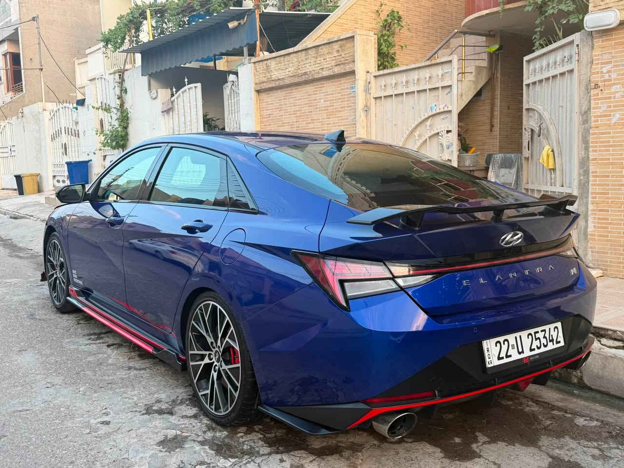 السلام عليكم 

ELENTRA N 2023 

اللون ازرق 💙
فول فول فول مواصفات معروفه مواصفات ال N 

ضرر السيارة بيها بس البوند صبغ فقط 
والجاملغ خلفي السكن بي طخه يتصلح pdr او بارد  السيارة دواخل لغد بشرط ايرباك بس سكان سستم 

كير محرك ترايك لتركيا وتمشي ٢٣٠ 

المحرك بس قبغ مفتوح بس بشرط جديده لووك 

حداديه اماميه خلفيه تايرات كله جديد 
كهربائيات كلها شغال 

وصوت رياضي سياره رياضيه 
وعليها اويل كاجكان 
 سياره ناعسه وترايها يخبل تحويل وكاله بشرط 
غرامات بشرط السعر 16.500$ وبيها مجال بسيط للشراي وماكو n نضيف بهل سعر اله تكون مشخطه وراكضة  

kmhlw4ak4pu017997

***********
