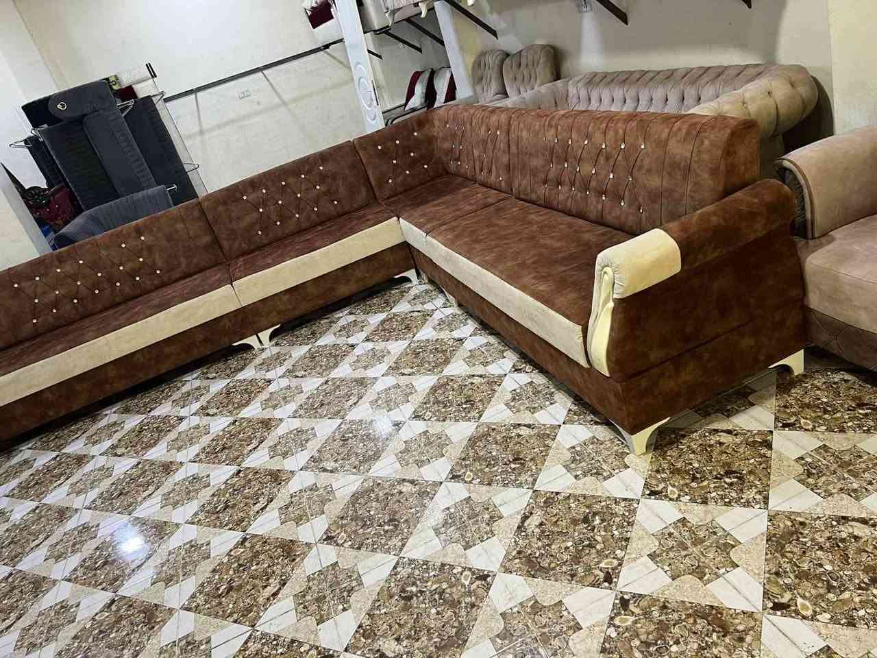 تةنها ١٧٥هةزار
زور باكة بيعةيبة
١٠ نةفةريية
دةسكردة خسوسيية
***********

