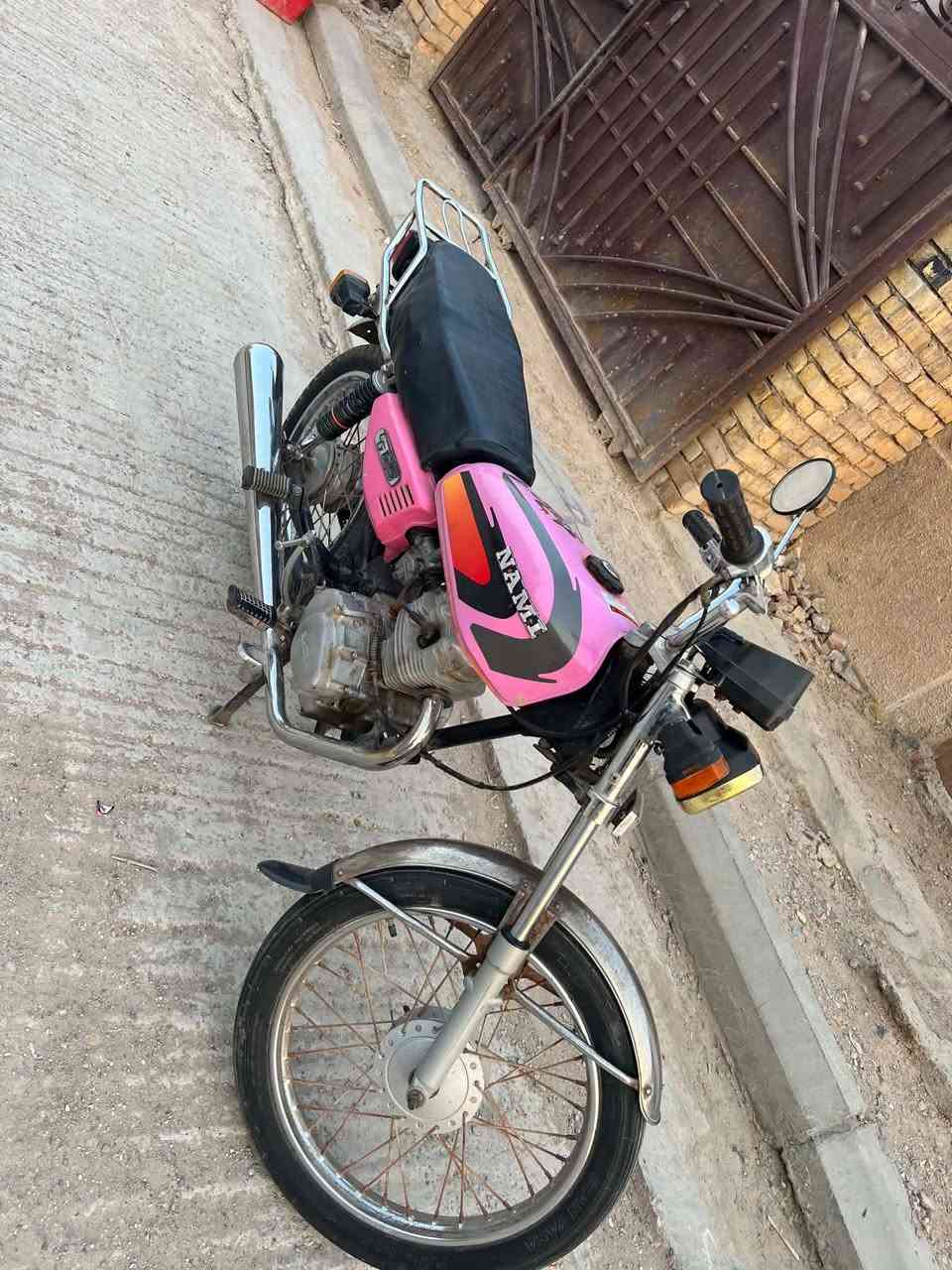 اربعه كير مكينه شلعه ومعدل لانضوح ولا تبخير شاصي 14 نضيف اوراق اصولي لايت عالي ناصي بكلايت شغال سعر 450 وبيهه مجال مكان كوت زين القوس متواجد خاص او ***********
