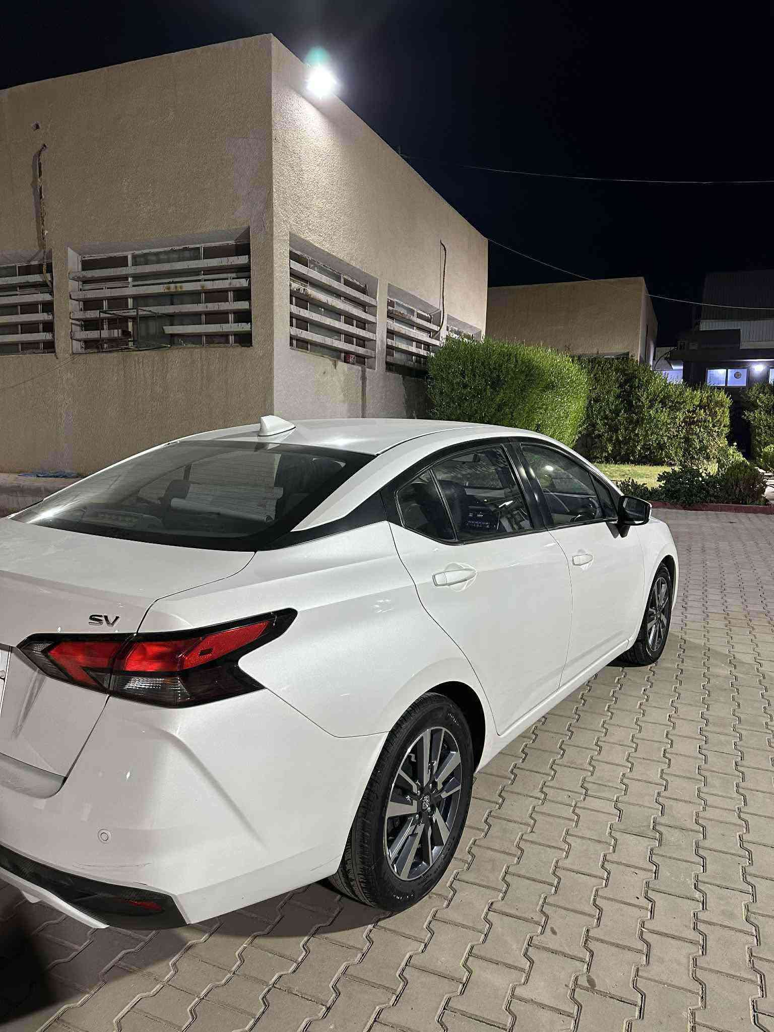 نيسان فيرسا ٢٠٢٠ sv
مواصفات: رادار پێش و دواوه 
كامييره
تحديد سرعة
خەتي جادا
ئاوينه حساس
تحكماتي سوكان
ليدران ١ دەرگاي به بيلاد گۆراوه و ١ بستئ ساردي هەيه.

*********** جوابي چات نادەمەوه ببورن. كركوك, العراق

