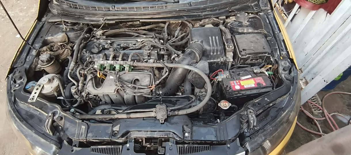 السلام عليكم ورحمة الله وبركاته فورتي موديل 12 تكسي بغداد محرك الفين دوش منضومة غاز تبريد تخم تاير صدر جديد باتري جديد سنوية لل27 وارد امريكي ضربة الجاملغ الايمن وبيها طخطخات السعر 60 وبيها مجال او مراوس تلفون ***********
