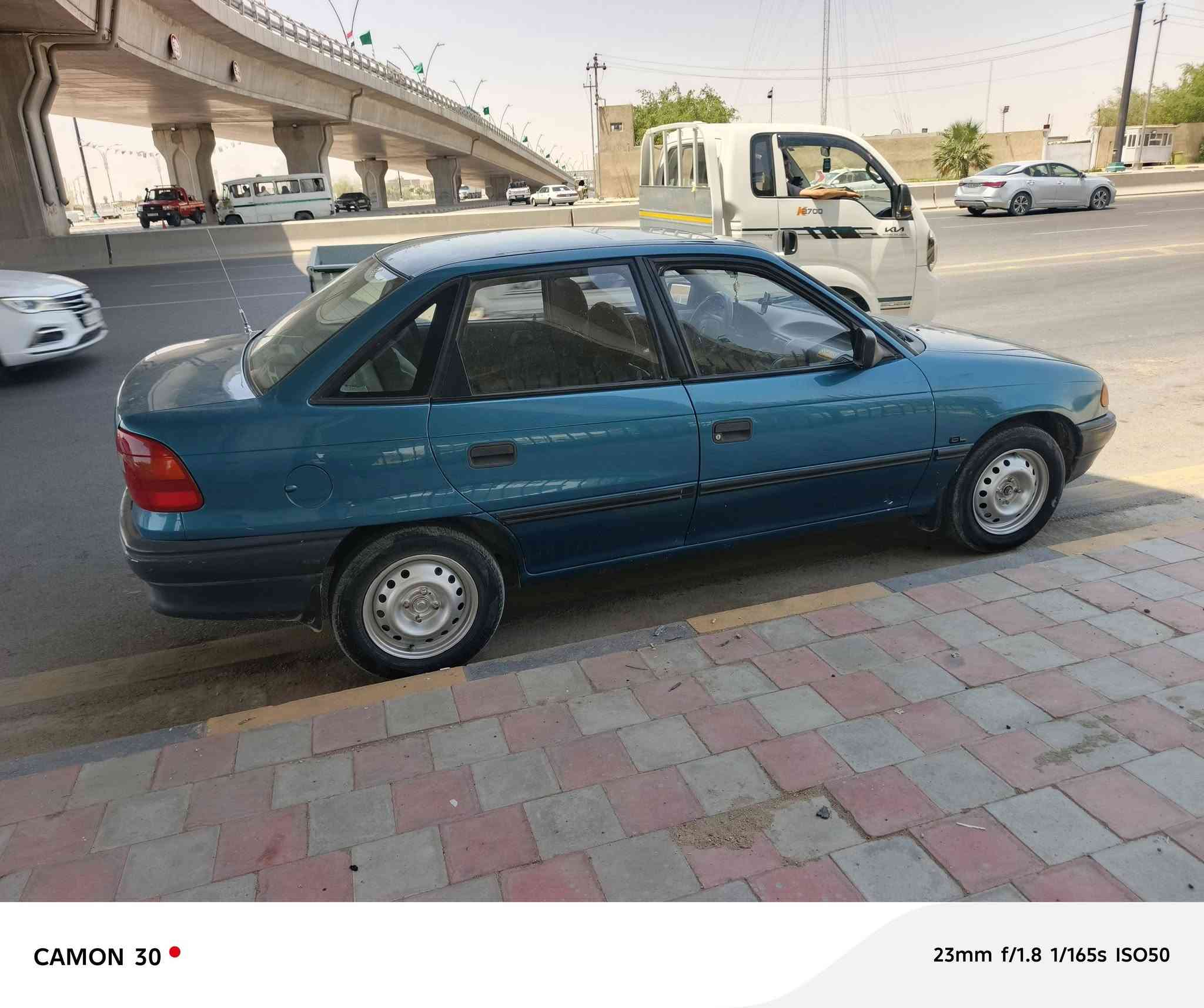 سلام عليكم أوبل إستره مديل 93 كير مكينه حداديه تخم تاير كهربائيات كلهه شغاله السيارة ماعايزه برغي خير من الله السيارة حلوه شوفت عينك السعر 45مكاني نجف ***********
