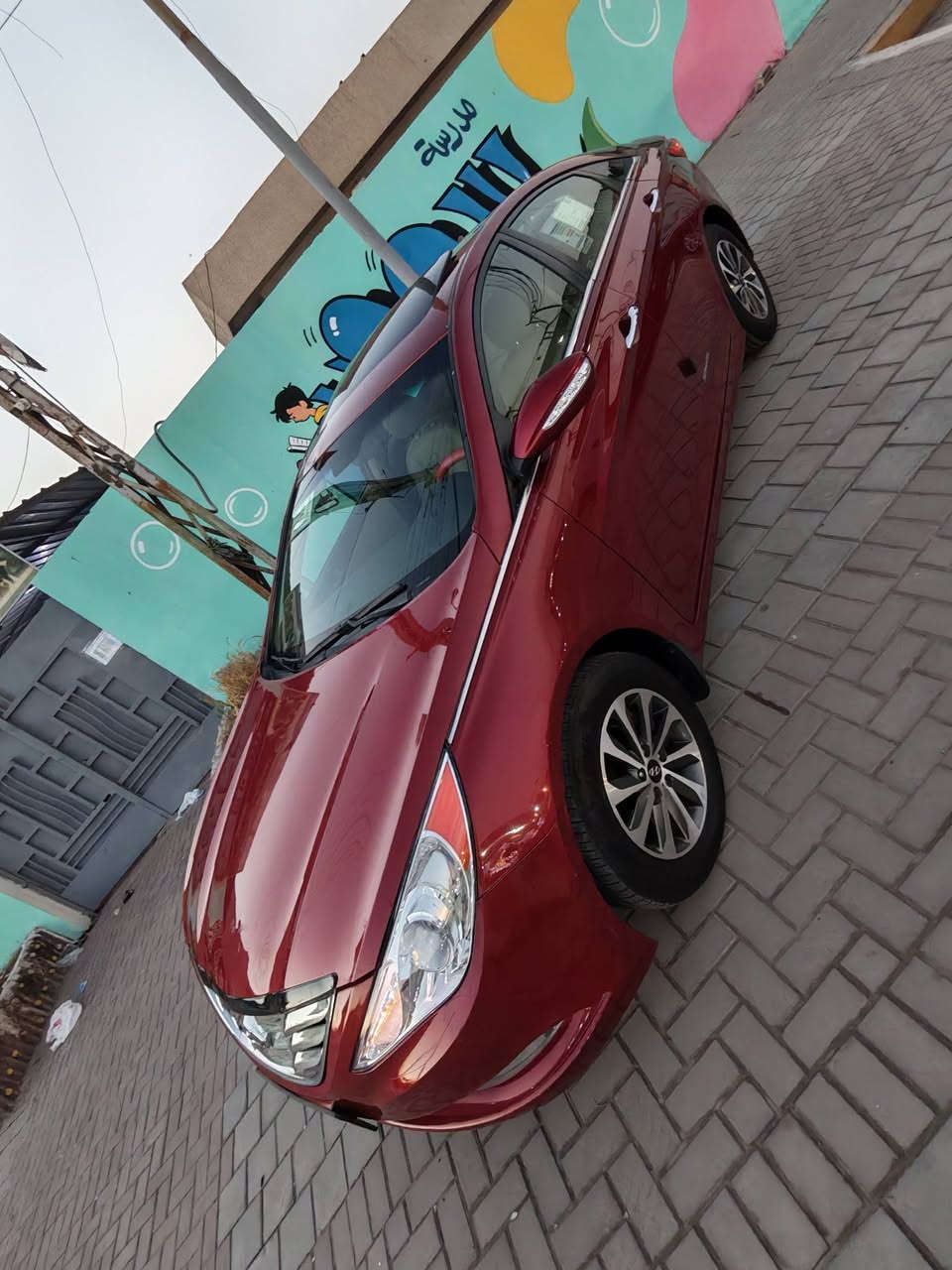 سلام عليكم سوناتا دخول جديد فول سيارة بصمة فتحة
جاهزة مكينة كير حدادية 
داخل بيجي 
ويل كروم حصيرة
لايت زنون
كشن حار بارد
للاستفسار خاص
أو ***********
