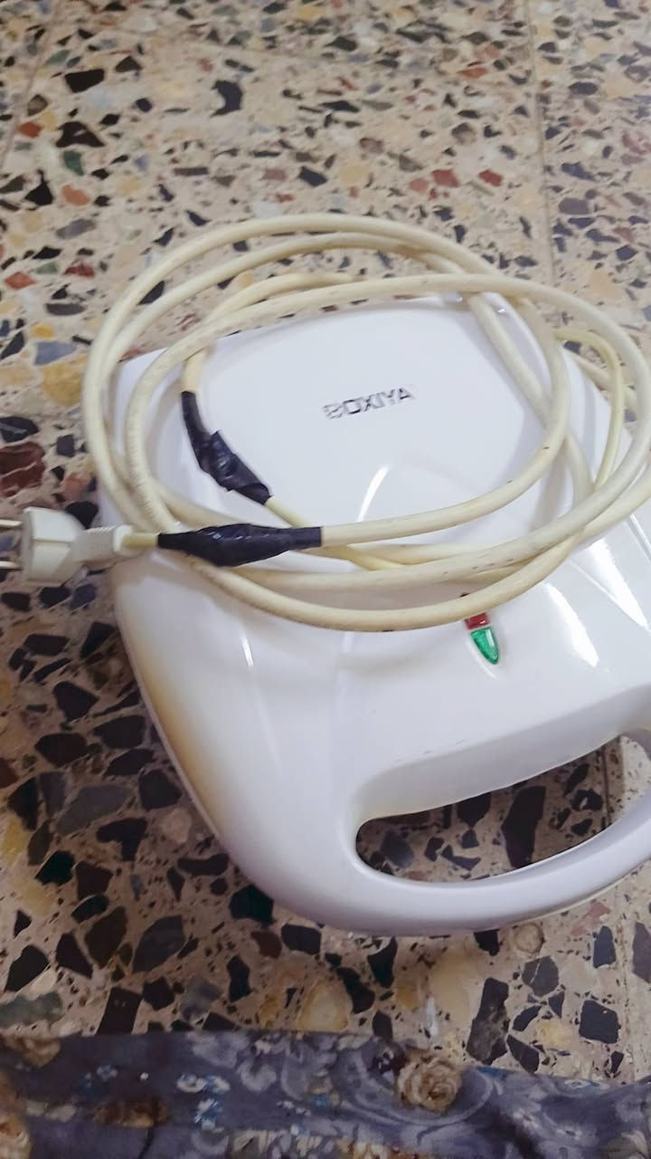 السلام عليكم عندي كابسه كليجه😋20وبيها مجال المكان بغداد مدينة الصدر 
الاستفسار 👇
*********** واتس اب
