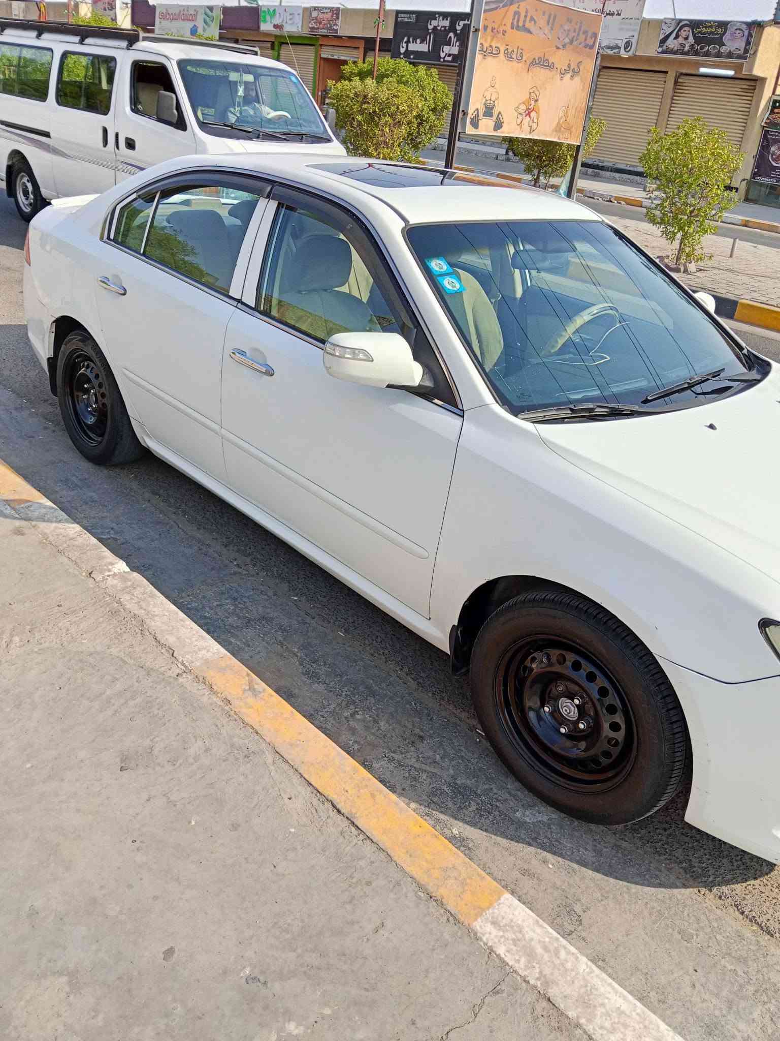 السلام عليكم كيا اوبتما 2010 خليجي رقم بغداد محرك 2000 بيهه كم قطعه صبغ ابيع حزام سعر 100ورقه وبيهه مجال قليل سياره كل نقص مابيهه *********** موجود واتساب
