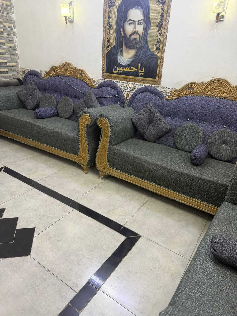 تخم 10 مقعد ملك سعر300 وبي مجال عنوان حي اور بس تصال ***********

