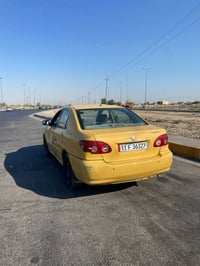 كورلا نحلة ٢٠٠٧ لسيارة جاهزة بيها بس لكير ميحرك اله ادوس بانزين تصليحة...