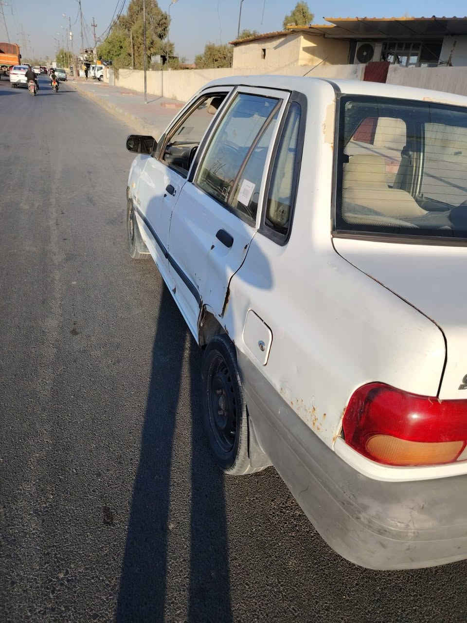السلام عليكم سايبه موديل 2009سياره بلاديه بس بيه طخات شواصي مكفولات كير ومكينه مكفولات السعر 28ورقه العنوان بغداد الشعلة رقم راعيهة*********** اخوان مكلف بنشر تفاصيل على هاذ الرقم.
