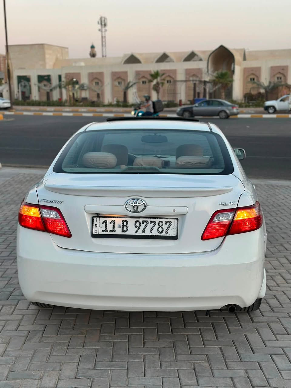 السلام عليكم
مكلف بالنشر اخوان 
للبيع فقط كامري موديل 2007 خليجي GLX سعودي فول مواصفات رقم بغداد تحويل شرط مكينه 2400 يعني4 سلندر كير كهربائيات حداديه تبريد تايرات منظومه بانزين جاهزه سياره نضيفه جداً مال بيت وقليل استخدمه  ماشيه 200كم حقيقي  بيه  قطعتين صبغ جاملغ امامي وجاملغ خلفي بدون حادث اثر شخوط ونصبغو والباقي مكفول من العيب الشرعي وين متريد تفحص افحص مواصفاته فتحه سقف -تبريد قطعتين -تحكم ستيرن-شاشه وكامره -كروز سرعه -داخل صاج -كشن كهرباء3 طكات  منضومه زنون كامله سياره جداً جداً نضيفة السعر 103 وبيه مجال بسيط والشراي والجاد يتصل ع الارقام ماراوس ولا اقساط ولا بوعده نقد فقط مكان السياره الانبار الفلوجة 
***********
***********
