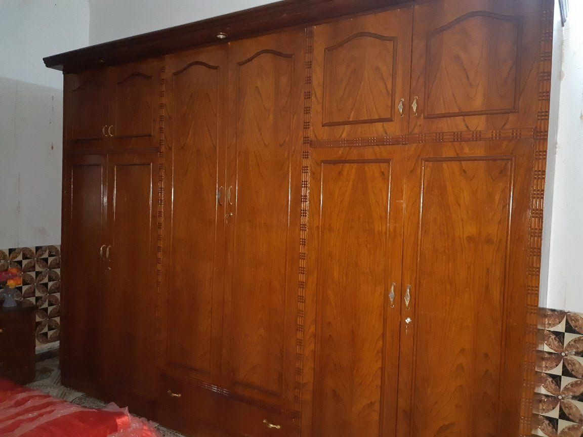 غرفه حطاطه صاج تكمه شغل درجه اولى السعر ٨٠٠ وبيها مجال لشراي العنوان رمادي الجزيرة للإستفسار الاتصال على هاذه الرقم  *********** او مراسلة الصفحه
