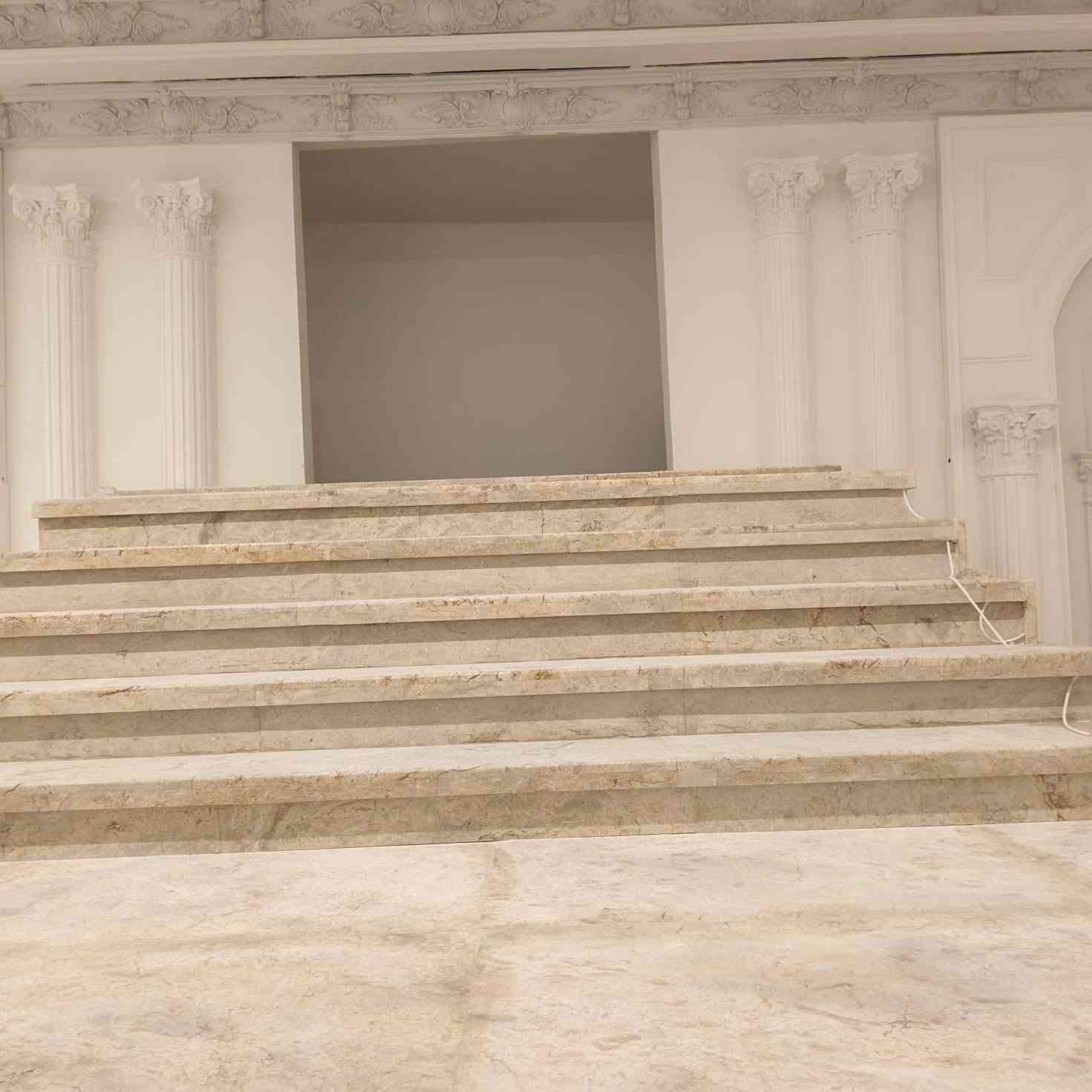 السلام عليكم خلفه سيراميك لوح ارضيات مرمر واجهيات ارضيه متفرغ للعمل اتصل وبيك خير ودلل  ‏‪***********‬‏
