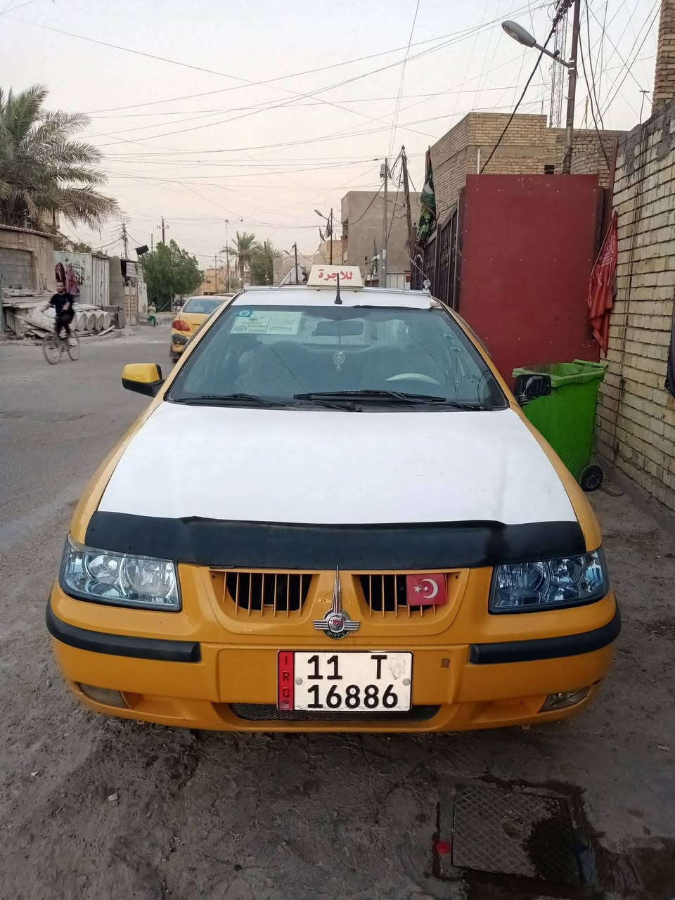 السلام عليكم سمند للبيع موديل 2010سياره
خير من الله صدر جديد مكينه ما مفتوحه 
رقم الإنكليزي رقم هاتف ***********
متوفر واتساب مسنجر العنوان بغداد الزعفرانيه
