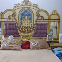 غرفة • للبيع • ما بيها ضرر