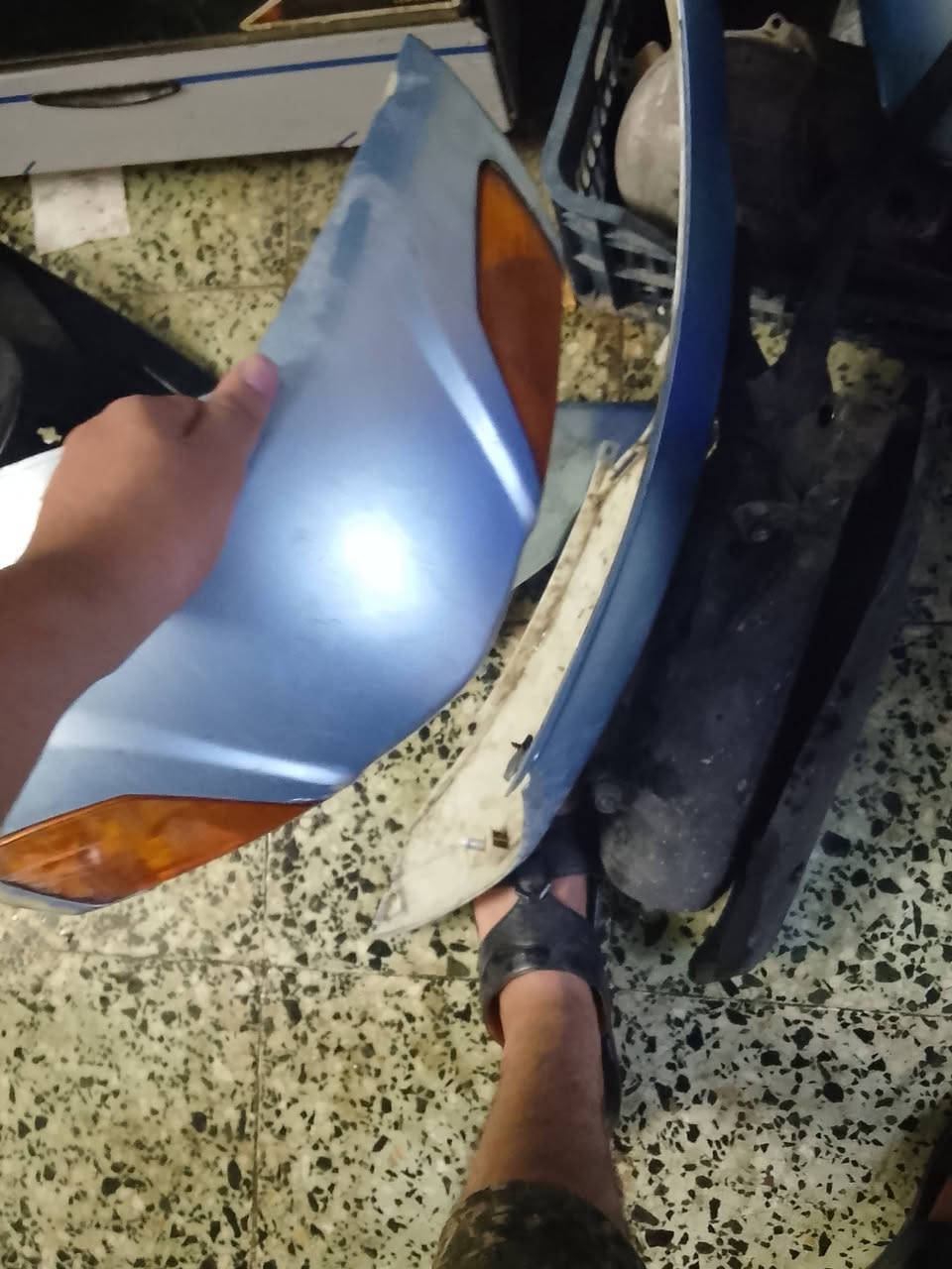 سلام عليكم غراض دراجات نضيفه
كفرات بريز سعرهن35الف دينار نضيفات مازده بك لايت اشاير موجودات 
بجم ثعلب سعره 3الاف دينار ليط نضيفه بس لي بل نص طكت
عقل يمكن لو عدله لو سكنس نثيه شغال سعره 15
عداد اصلي مال عدله رمبه شغال سعره 30
حاضن ثعلب سعره5 اصلي 
مكان بغداد حي العدل شارع ربيع رقمي***********

