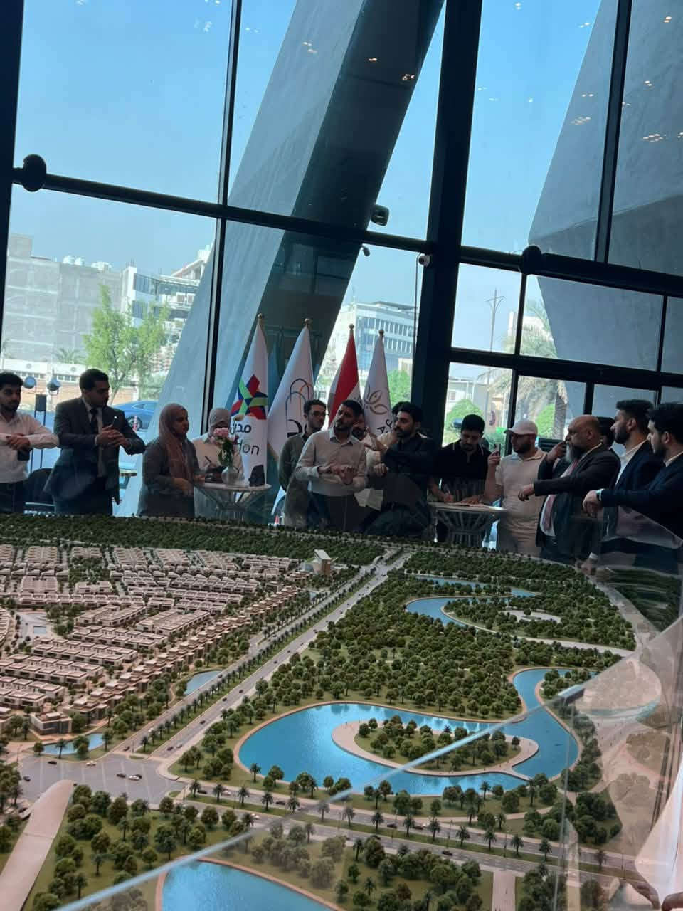 التدريب الخاص لفريق شركة حلم بغداد للأستثمار العقاري المخصص لتسويق مشاريع مدن  بخصوص الطرح الجديد لمدينة المستقبل شكراً لجهود الأستاذ حسن النجار المحترم والأستاذ زكي الرائع يتضمن الطرح الجديد بيت 160 م وفلل دوبلكس واربع بنايات بمساحات مختلفة وبطريقة الدفع الجيل الثاني من الايجار التمليكي او بطريقة 1/1 شراء بالمتر المربع 

للحجز وتثبيت الاهتمام 
الاتصال ***********
