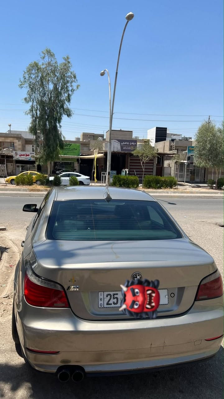 سلام عليكم بي ام ميماتي ٢٠٠٩ بيها صبخ جمالخ  بنيت بدون واخل رقم سنويه جديد تبريد كير محرك شرط داخل اصفر سياره رقم مميز وكلشي عليها جديد ومرتب سعر تعال خاص مرواس حسب قناعه رقم تلفون ***********
