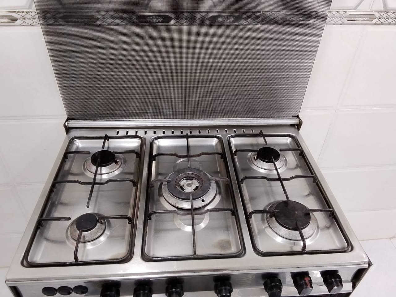 إسلام عليكم........... 
طباخ البيع نوع كرياز الاصلي طباخ بعدهه فول ع وضع الشركه سعره 250وبيه مجال حك جيه مكانه الفلوجه حي جبيل  رقم صاحب الطباخ 
***********
