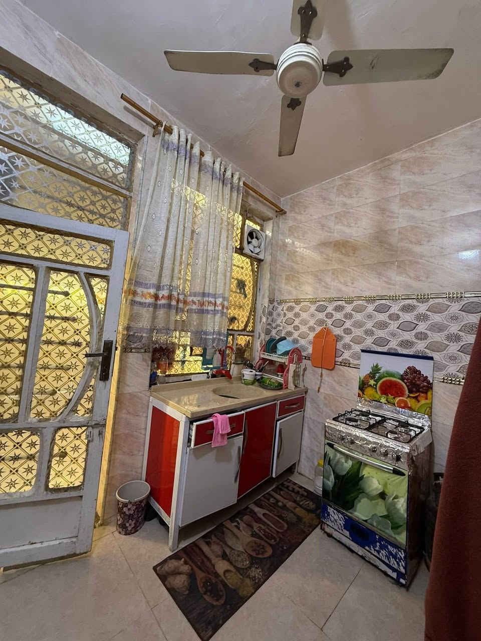 دار للبيع المساحة 100م واجهة 6/500  استقبال كلدور غرفتين نوم  / طابو زراعي سند 25
بناء طابوق كونكريت  بناء حديث 2022

الموقع حله الوردية شارع الغسل يبعد عن الشارع العام 200م

وسط حي سكني متكامل 

السعر 45 قابل للتفاوض 

للاستفسار ‭***********‬

