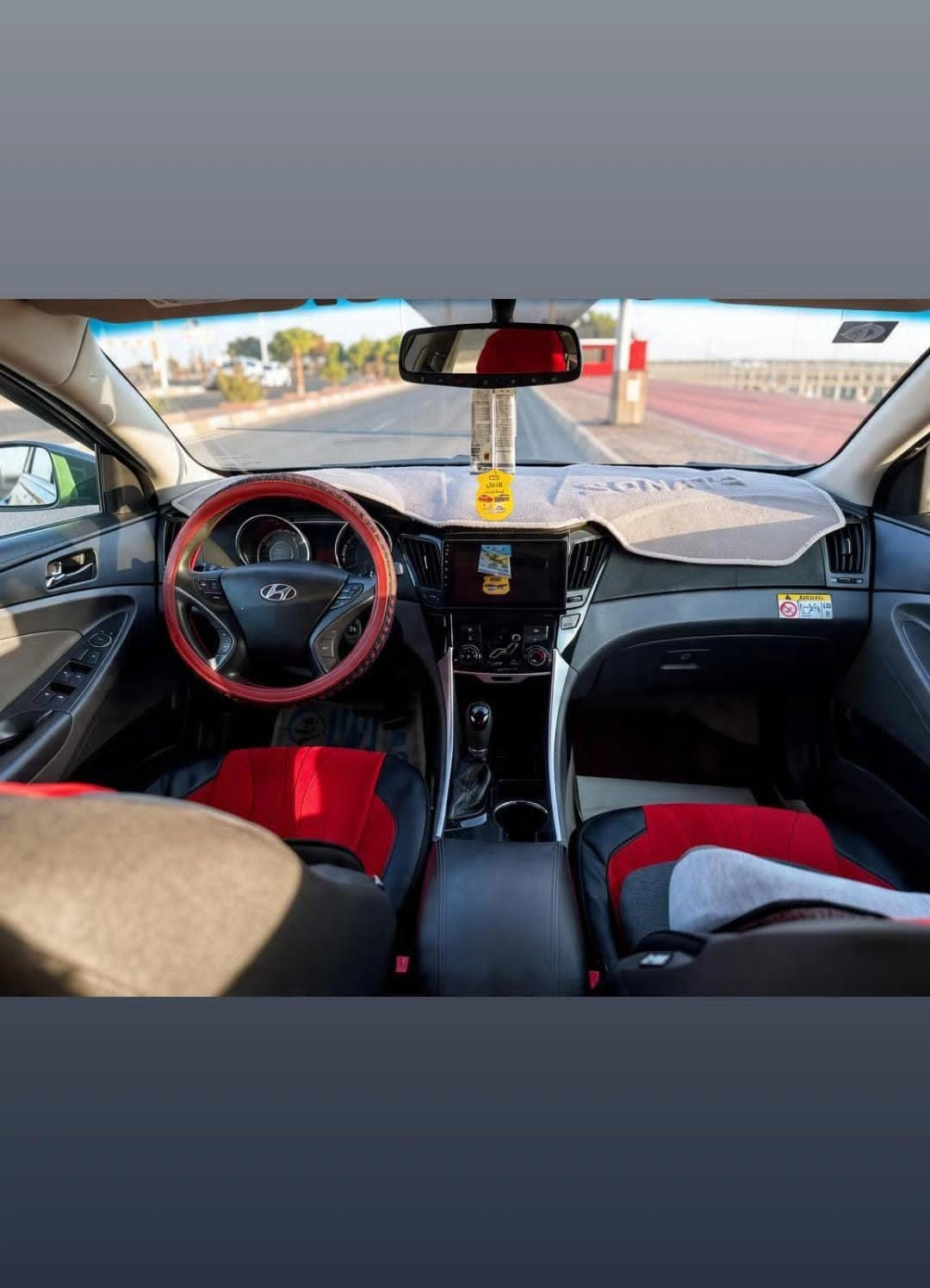 للبيع 🚗✨
​نوع السيارة: هيونداي سوناتا
الموديل: (  /2013 / )
اللـون: رمادي (رصاصي) مميز

المواصفات:
​محرك قوي واقتصادية في الوقود.
​تبريد مركزي وشاشة معلومات.
​التكييف والصيف والشتاء بحالة ممتازة.
​الداخل نظيف ومتناسق.

الموقع/الانبار -الرمادي

 سعر  تصال ع رقم  /***********
***********

العداد/86000
المحرك/2400مرغوب
الصبغ/قطعه واحدة

