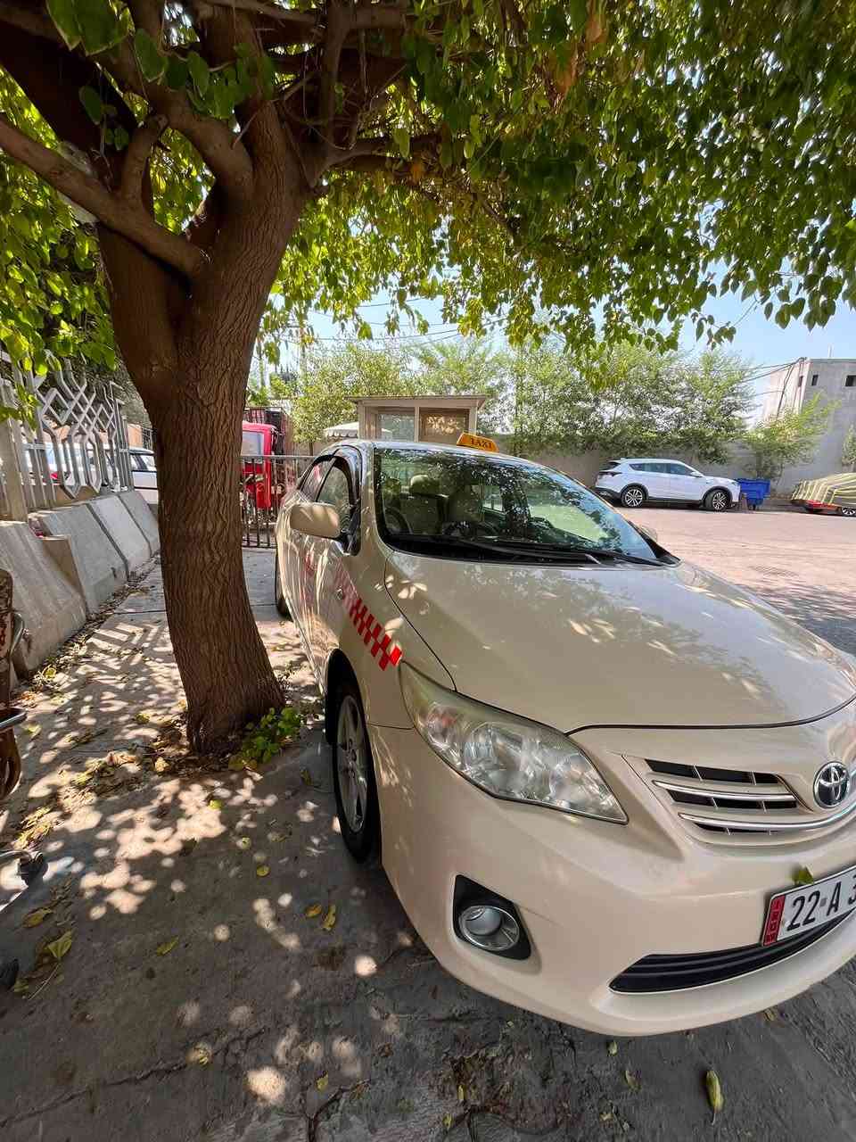 سلاو
ئەوسەیارەتەنهالۆ فرۆشتنە مۆدێلی (٢٠١٣) مەکینە بچوکەوکرایتەتەکسی رەنگی نەوتیە 
گێر مەکینە تەبرید تەقەورەقەش بەشەرت مکینەیی بیلادە نەگۆراوە بێ بۆیاغە بەس جەمپەکی خەفیفی پشتی هەیە
لەگڵ (٥) قانی مەحجوونی هەیەلۆ زانیاری زیاتر پەیوەندی 
لۆ خاوەنەکەیی بکەنرخی(١٤٠$)مەجالەکی کەم  (***********) ئەوە رەقەمی خاوەنەکەیتی
