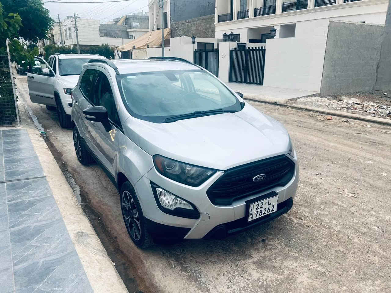 فورد ايكو سبورت 
موديل 2020
سلايت فول مواصفات
مةكينة 20 بي توربو مرغوب
مةكينةو كير تةبريد بةشةرت
بيش و بشت كةبس 
جاملغ و قةباخ صندوق نيو دةركة سبوغة 
بى زورى بي ايرباك
نرخ 84
***********
*********** أربيل, العراق
