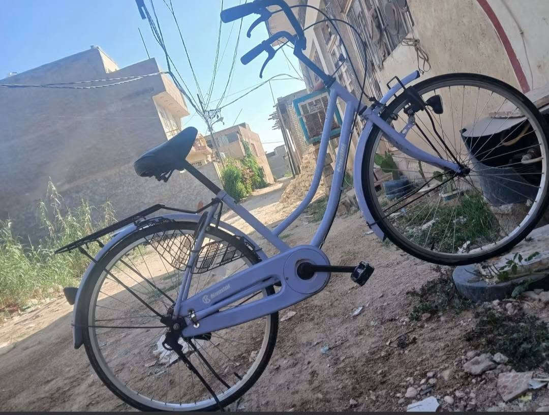 السلام عليكم بايسكل للبيع
مكاني كربلاء المقدسة حي الامامين مقابل حي العباس 
السعر 110 وبي مجال بسيط 
رقمي ***********
او مراسله على الماسنجر
