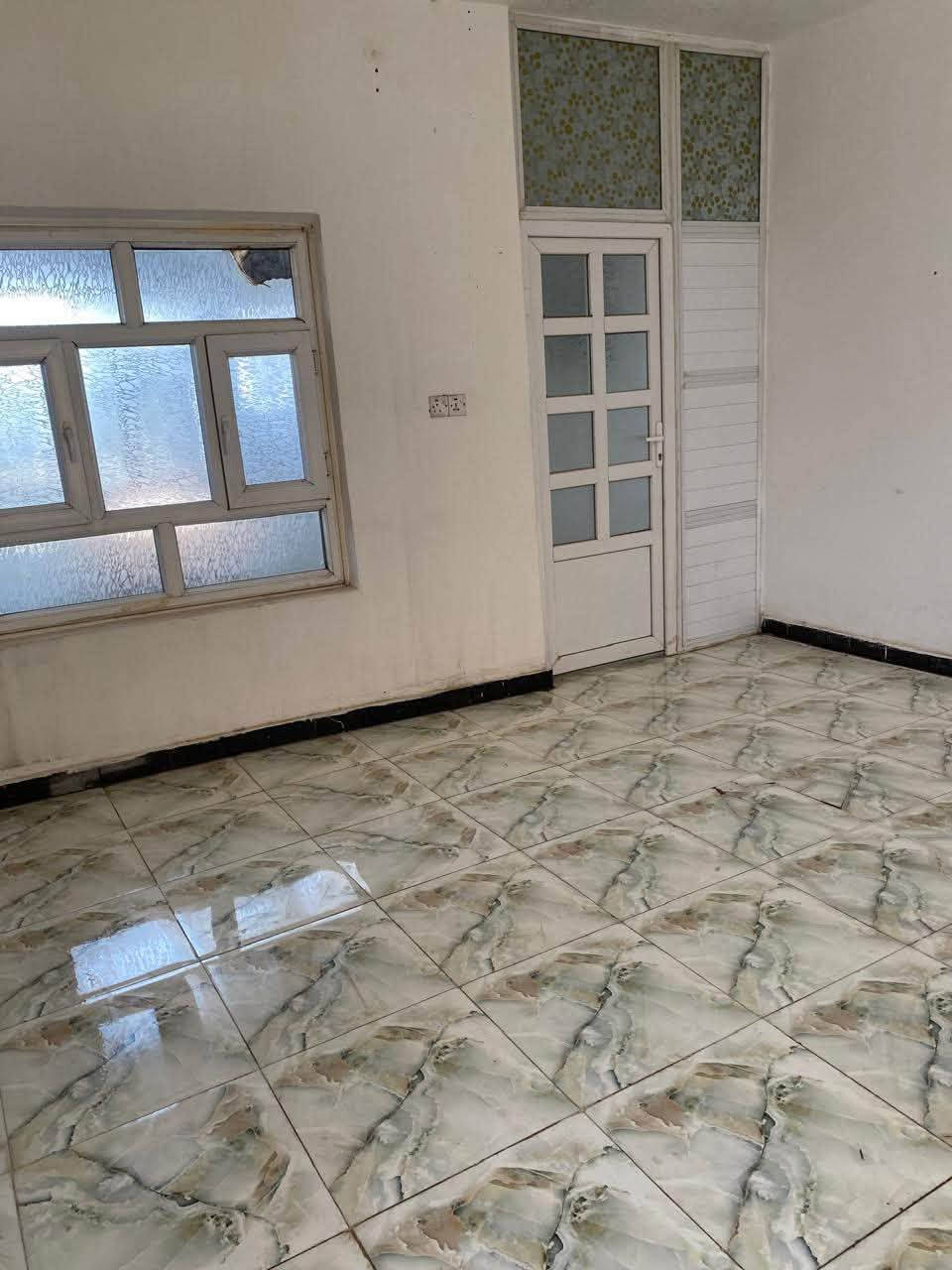 #ايجاره 350

يتوفر شقه سكنيه للايجار في حولي ام الخيل 

تحتوي على غرفتين نوم وصاله ومطبخ وصحيات +سطح 

—————————-
#متابعة_الصفحة
#نستقبل_جميع_عروضكم
———————————————————
🔺#للاستفسار الاتصال على ***********
او زيارة مكتبنا الكائن في حي المعلمين 
نزلة فلافل تشرين مكتب الماس للعقار
