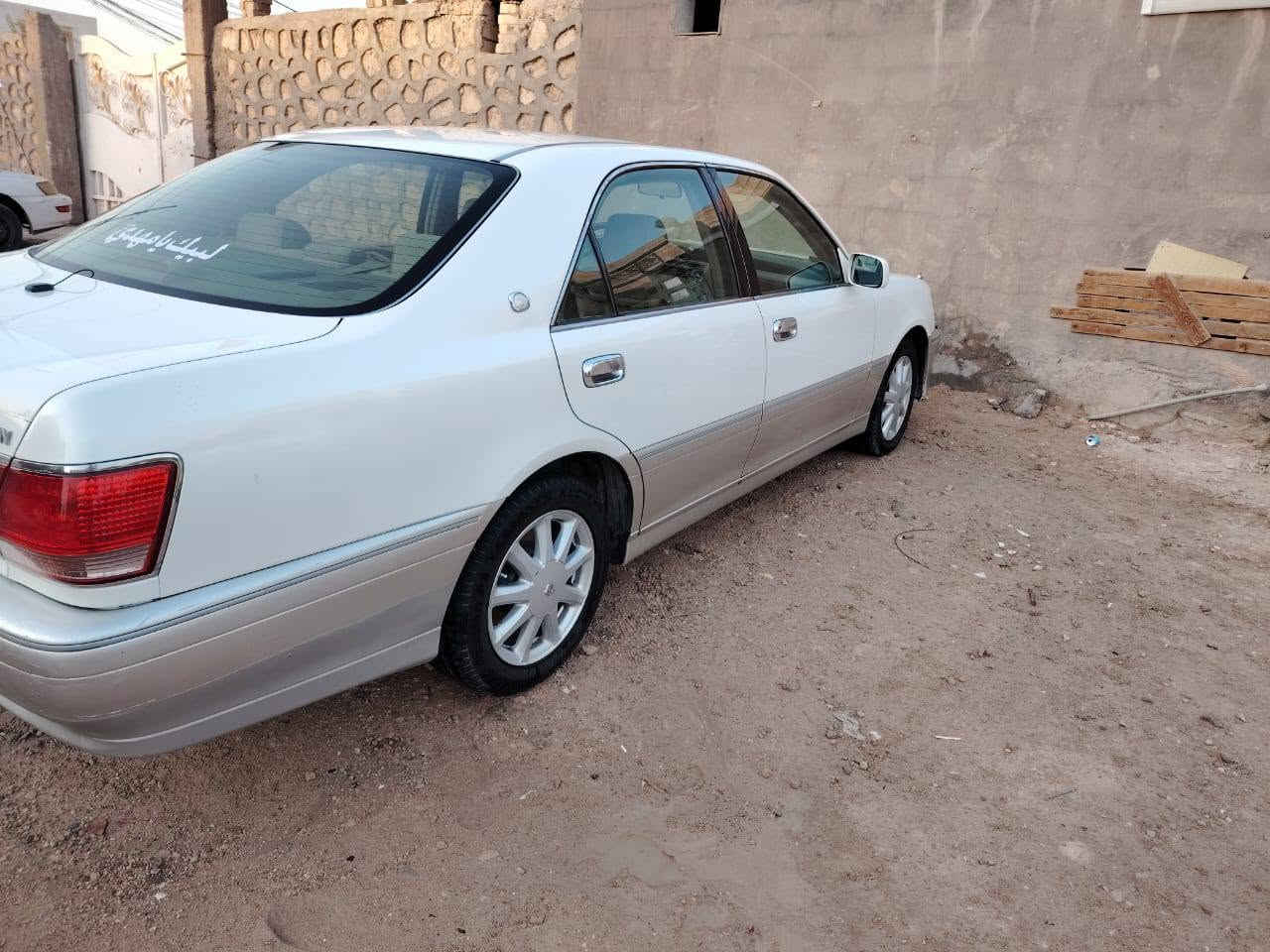 ملكه للبيع ديڤور جبير فول 
تخم تاير حداديه جديده
فتحه + برده + ثلاجه
كشنات كهرباء 
سياره جديده و جاهزه ما بيها اي نقص 
داخله هزه و گمرگها مدفوع 

رقم صلاح الدين 

للأستفسار  
‏‪***********‬‏
‏‪@

