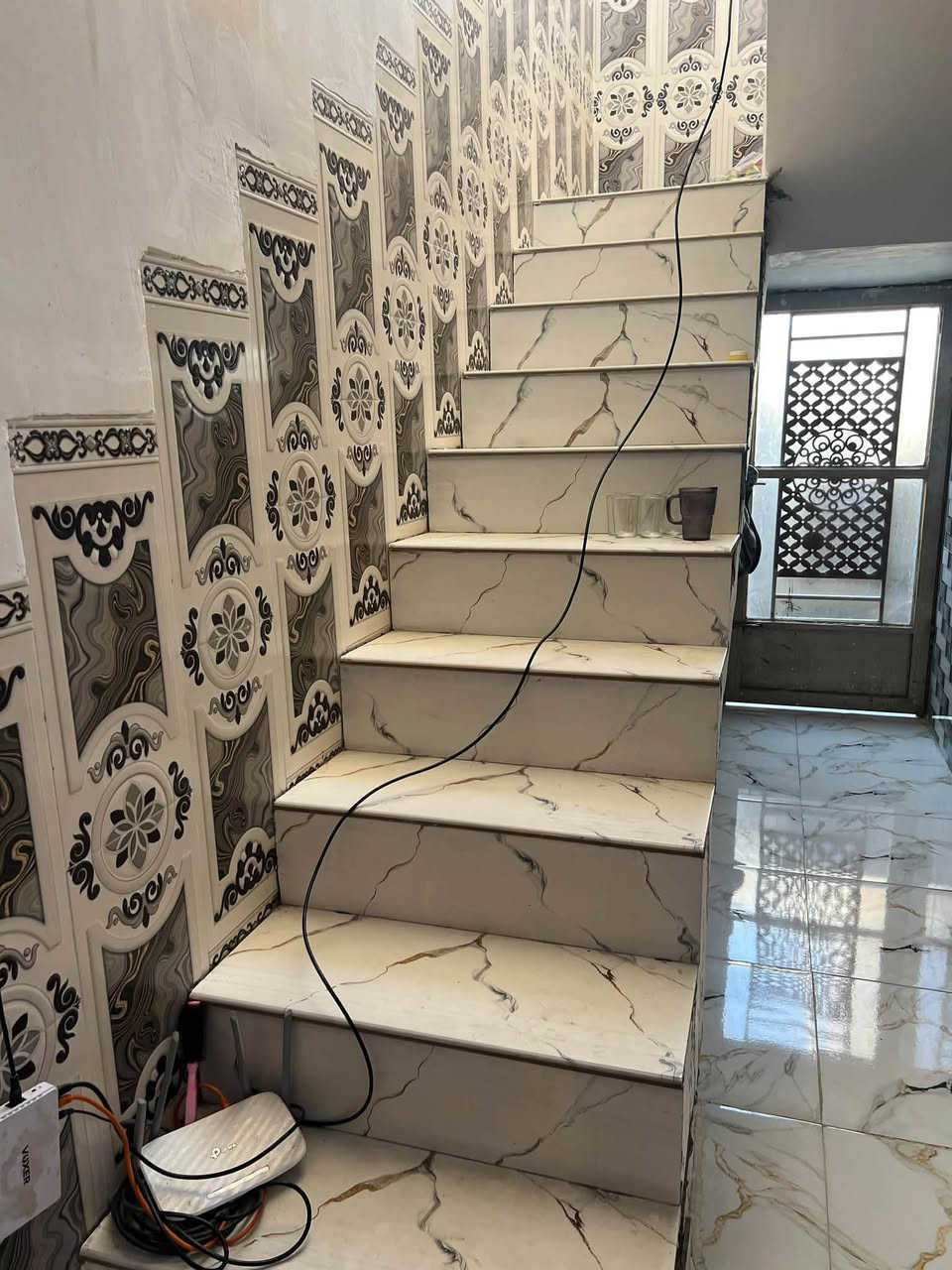 بيت للبيع جبيل وراء مجمع الريحاب منطقة السد المساحة 125م طابو زراعي السعر 43 مليون وبي ومجال البيت موكامل اكو نواقص للطلب والاستفسار عبر هذا الرقم ***********
