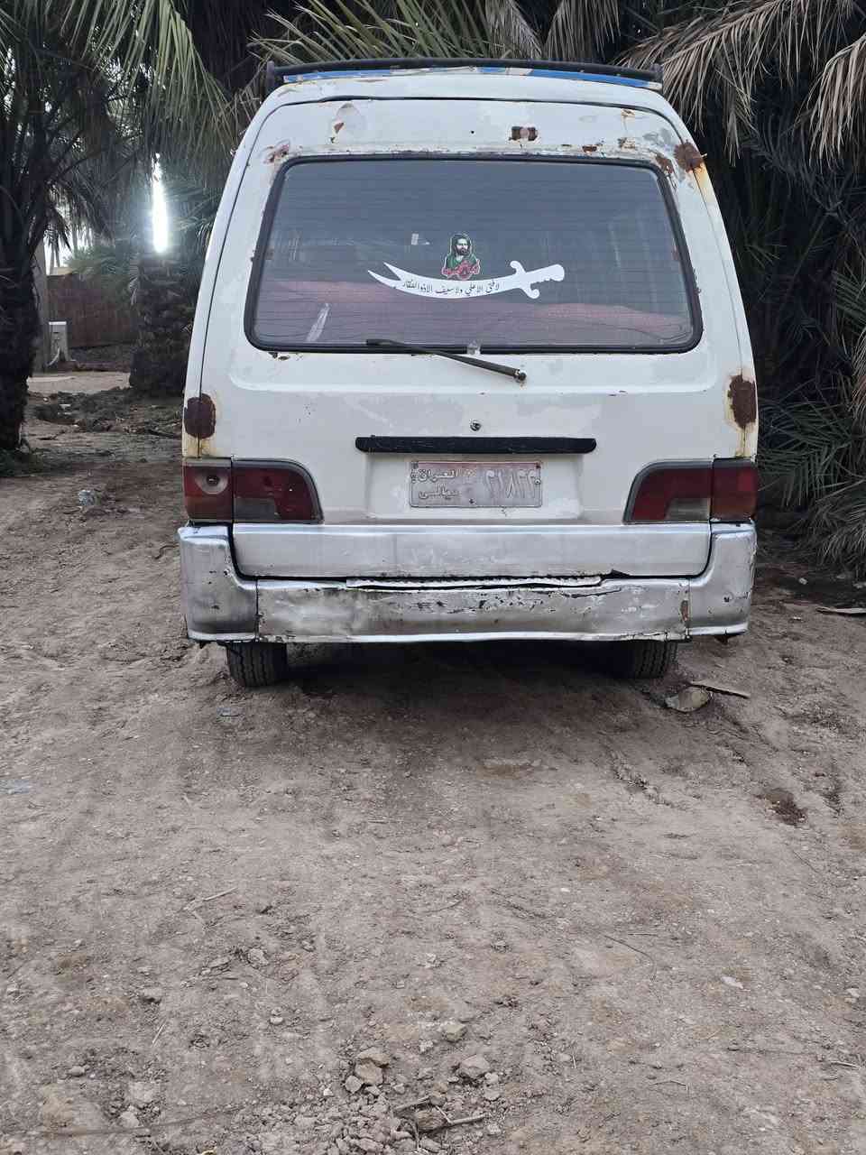 كيا اسيا للبيع موديل95
مكينه بيها بخار وتنقيص 
كير اكسن كهربائيات كلها شغاله جاهزه 
سعر 25وبيها مجال بسيط 
مكان ديوانيه قضاء شامية 
هاذ رقمي***********
