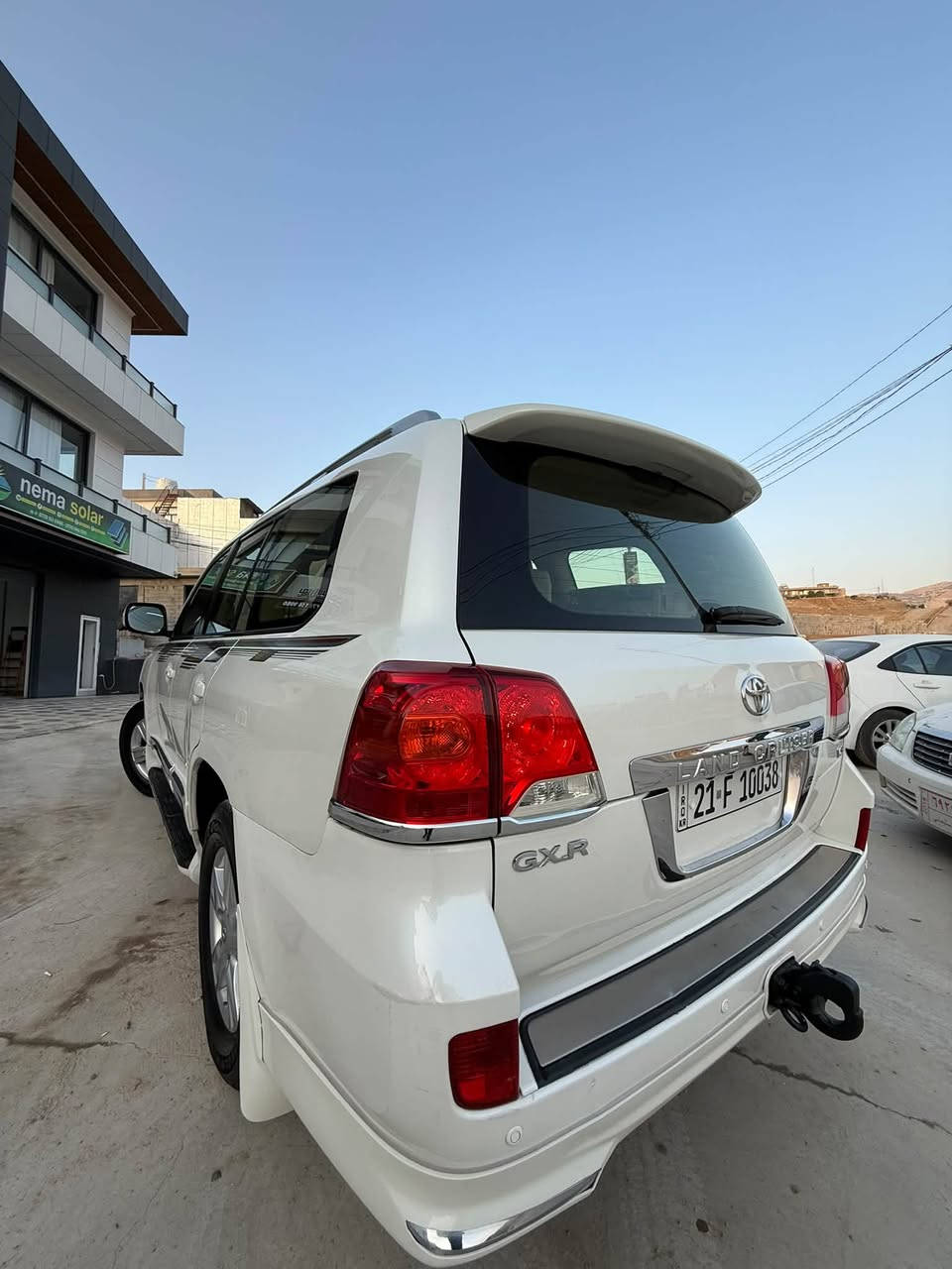 لاندكروزر GXR • ٢٠١٢ • ٣٨٣٬٠٠٠ كم