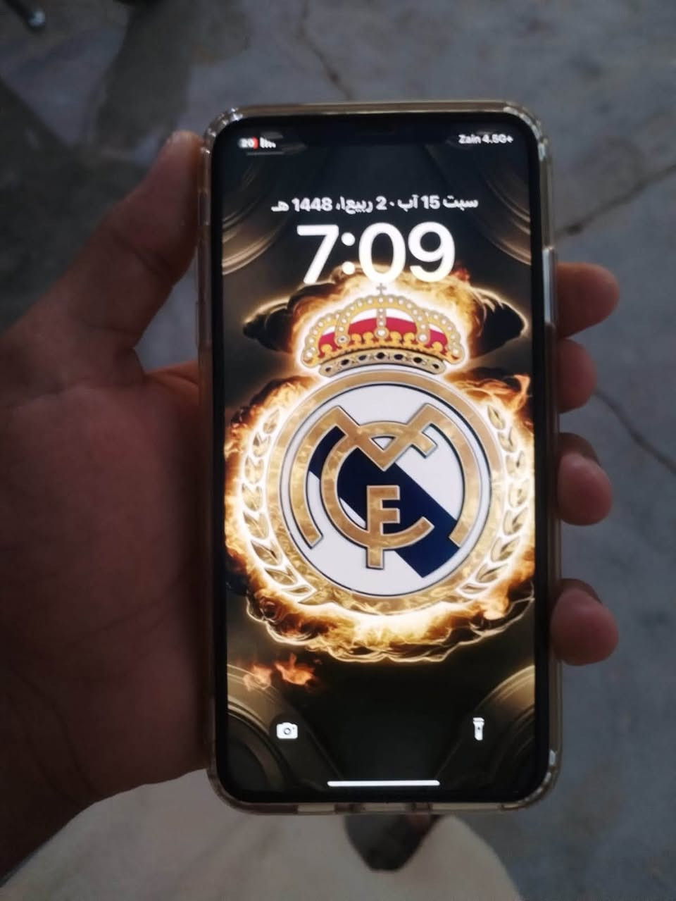 سلام عليكم اكس ماكس للبيع ذاكره 256
مبدل بس بطاريه100 بدلتها على ايدي شرط
شاشه ما مبدل كأمره دمعه شرط تفحصه كدام عينك 
شراي حياك الله الخاص مفتوح وعل رقم موجود ***********الجهاز نضيف حيللل 🫰🏻السعر 300وبيه مجال الامراوس ب11برو ماكس ونتفاهم @إشارة
