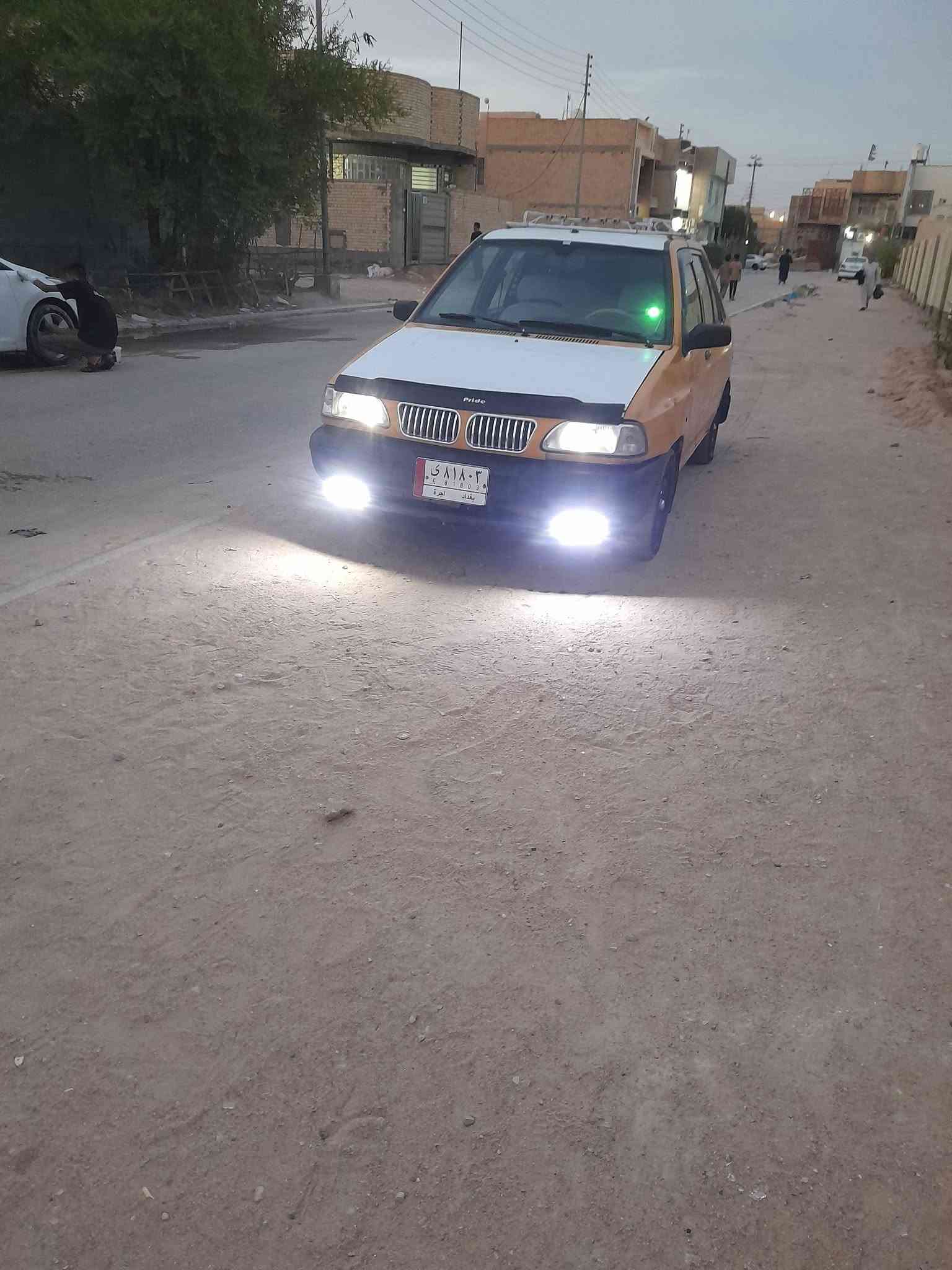 السلام عليكم سايبه موديل ٢٠١٣رقم بغداد  للبيع مكينه بيهه بخار كير نمره رابعه تفلت حداديه كلهه جديده كهربائيات كلهه شغاله تبريد تدفئه شغال معمره وصبغ حزام سياره كلش ناعمه شواصي جديده  مسجل  سماعات تتقفل وتفتح على ريمونت مال عيشه ومبين كلشي بل صور السعر ١٢ وبيهه مجال عنوان كربلاء اتصل وبيك خير وتدلل ***********
