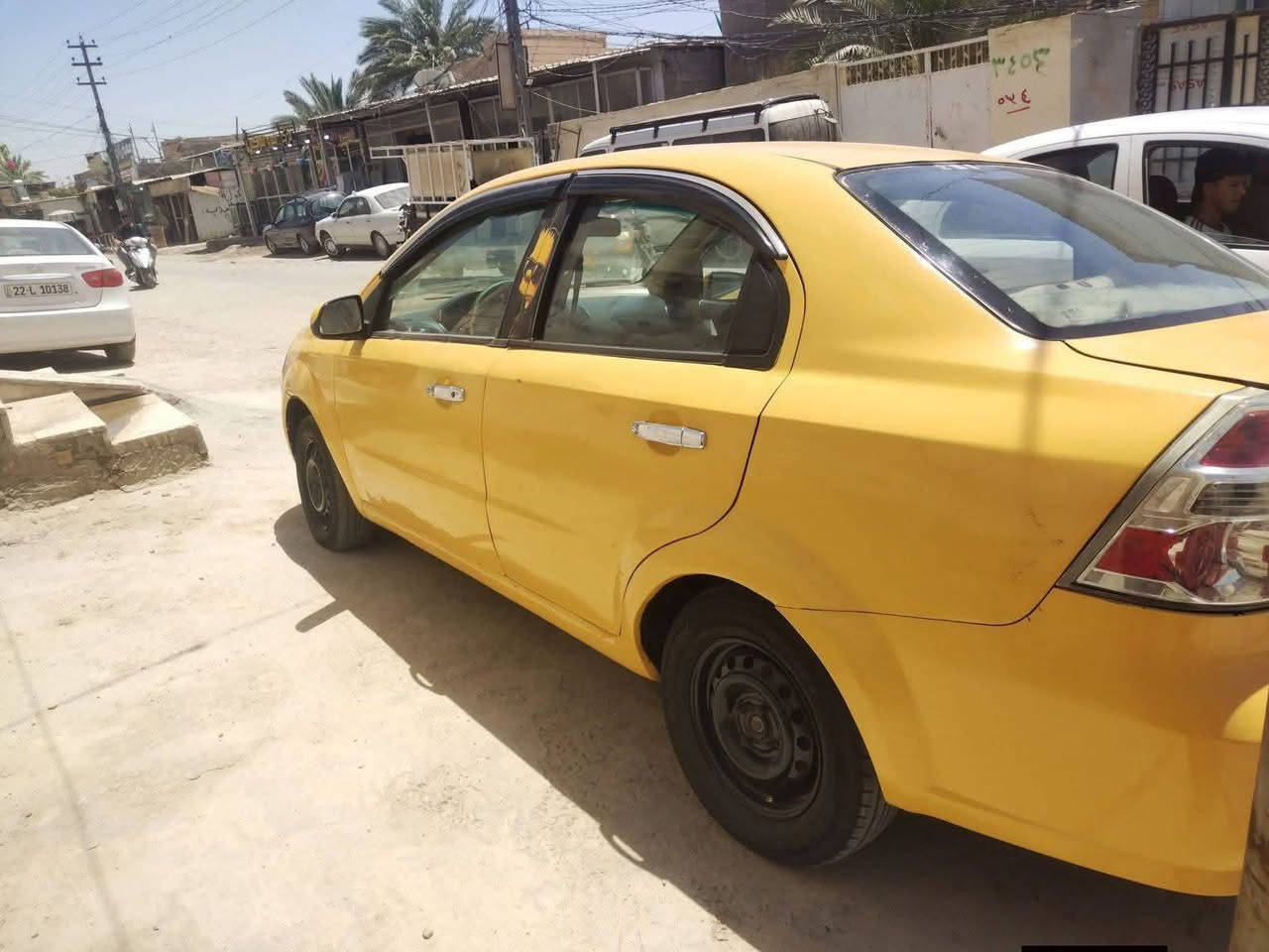 سياره افيو للبيع رقم انجليزي سعر 48 وبيها مجال الوان نجف الاشرف***********
