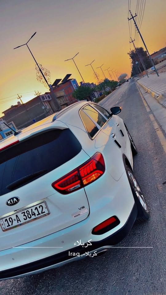 السعر 215 وبيه مجال بسيط
السلام عليكم للبيع كيا سورينتو 2019 وارد خليجي السياره مكفوله كفاله عامه فقط بيه مكانين بارد السياره ماشيه126 الف قابل للزياده رقم كربلاء الدولي الجديد مواصفات السياره/

بصمه العدد2

حساسات امامي خلفي 

كامره خلفيه 

جنطه كهرباء 

تحكمات استيرن 

كروس مثبت سرعه 

شاشه كبيره 

اساير بالمري 

كشافات ضباب

وضعيات قياده 

Comfort-eco-smart-sport

سبعه راكب  

محرك السياره 6 سلندر 3.5

السياره مال واحد جناي على ايد وحده من ال19 ولحد هسه مال شركه الدوليه يعني تبديلات الدهن كله ماشره بالكتلوكات مال السياره للاستفسار ***********

نص مكتوب في الصور:
- Oll__wb
- كربلاء كربلاء, Iraq
