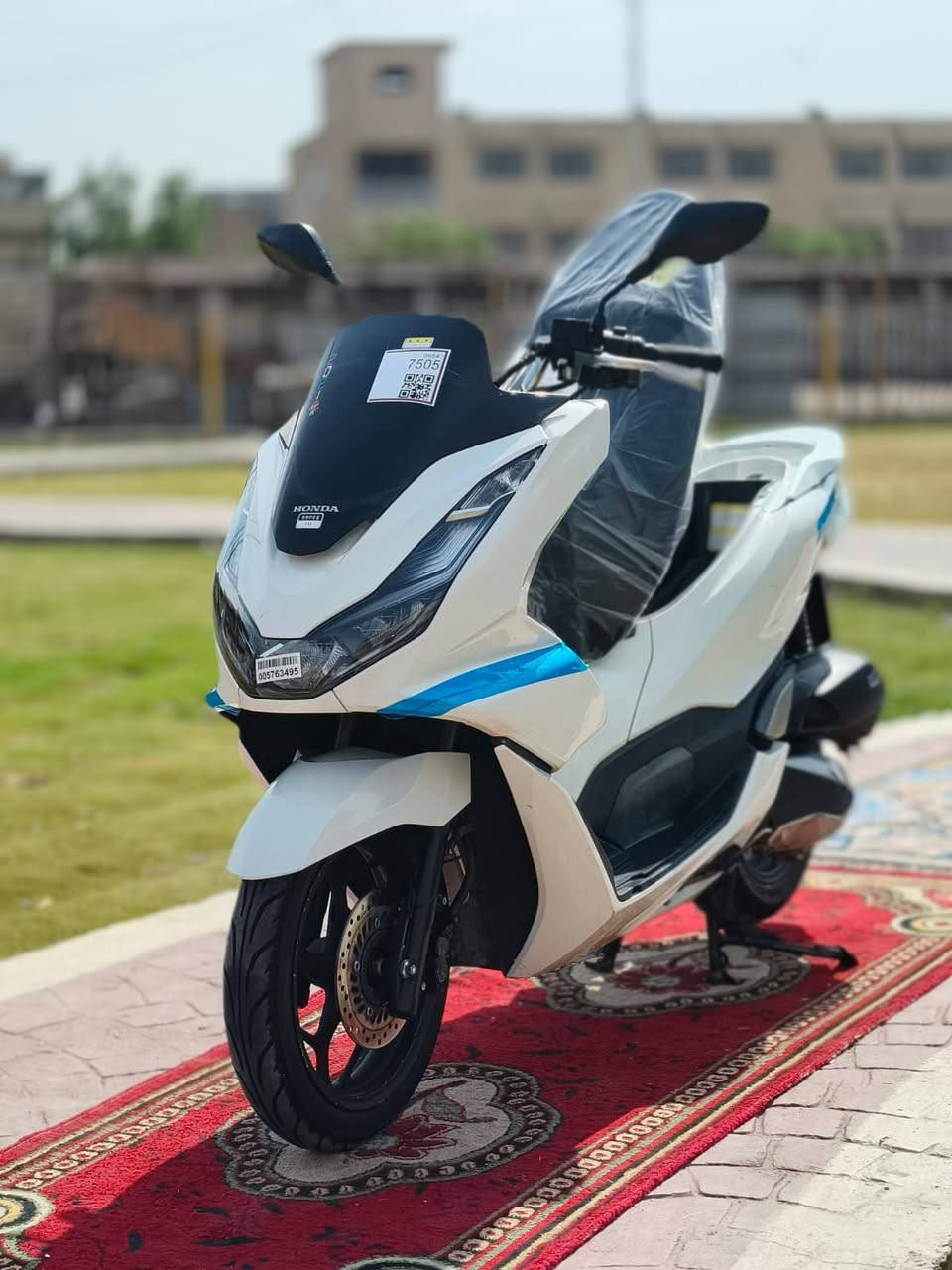 PCX • جيل الرابع • معدل كهربائيات