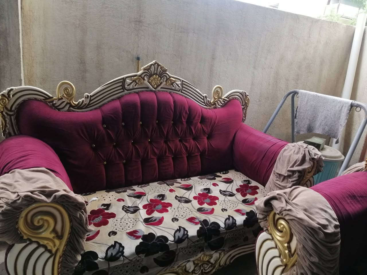 تخم مستعمل • خشب • كرسين قنفتين