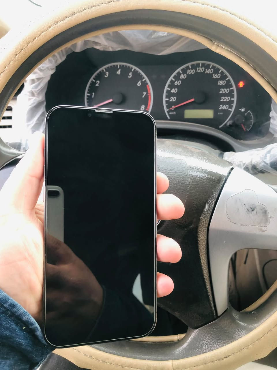 آيفون ١٣ برو ماكس • ١٢٨ • باتري ١٠٠