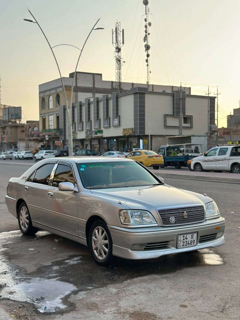 السلام عليكم للبيع جنون ملكا كرستال اصل دكمتين برده خلفيه تبريد ثلج تخم تاير ويا نجمه جدد حداده زيرو سياره جديده بمعنى الكلمه رقم بصره دولي بسمي سنويه جديده سياره گصه قماره فقط السعر117 وبيه مجال لشراي عنواني بصره زبير سوق سوادي محله العرب *********** وبالخدمه
