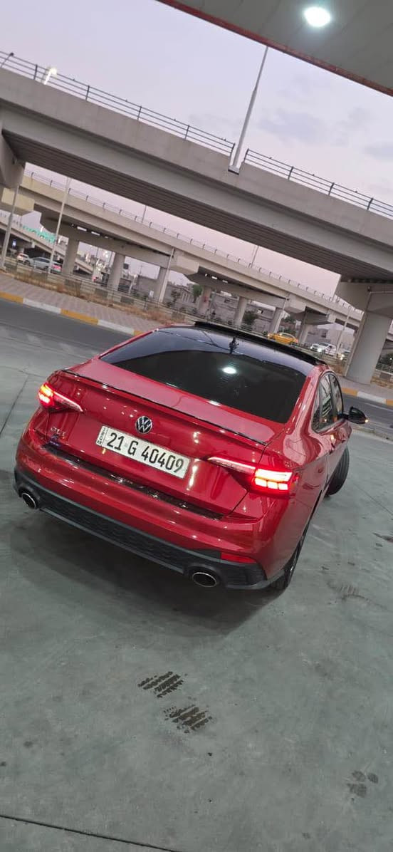سلام عليكم

Jetta GLI Autobahn 2024 (black package)
23 mile
 السياره غنيه عن تعريف والي يعرفها يعرف تفاصليها 
سياره جديده بمعنى الكلمه
مكاني كركوك 
الضرر قطعتين جاملغ بنيد
الاستفسار*********** كركوك, العراق
