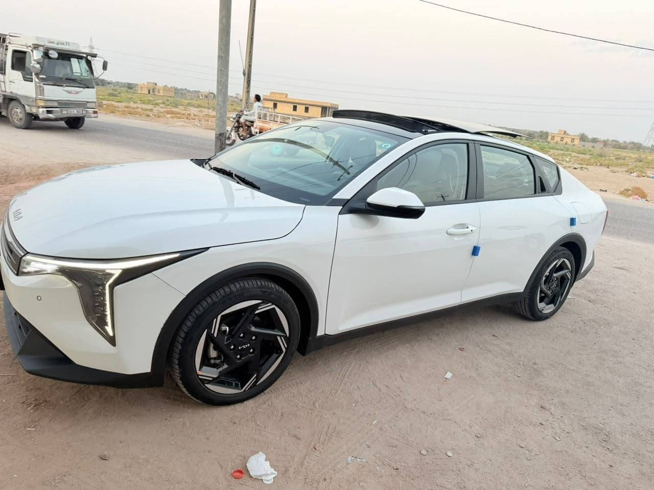 كيافور موديل 25 خليجي فول مواصفات ماشيه 32 الف رقم بغداد بسمي محرك 2000 دوش ***********
