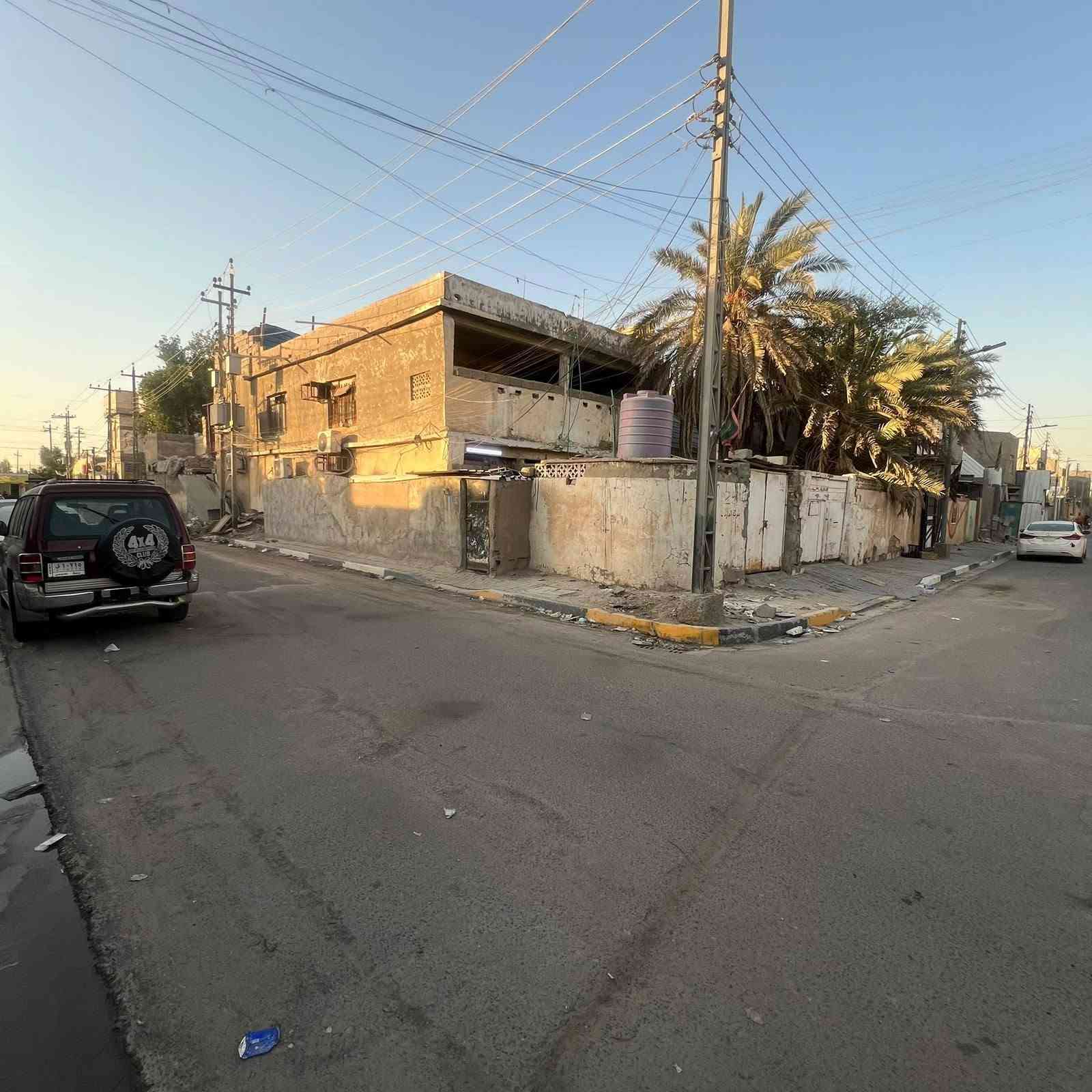 السلام عليكم دار للبيع في منطقة الامن الداخلي خلف مركز الشرطه
رقم الطابو     794  ركن
المساحه     258
شارع مركز الشرطه
السعر 230
للاستفسار اكثر ***********
