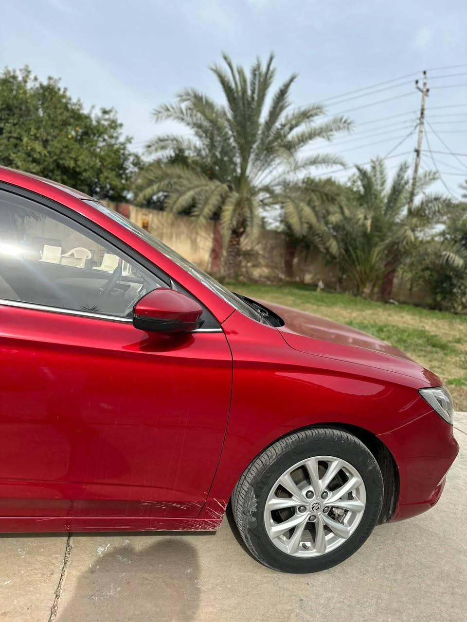 للبيع: MG5 موديل 2023 
مكفولة : كفاله عامه 
المحرك: 1.5L أوتوماتيك (اقتصادي)
المسافة المقطوعة: [31000] كم
المواصفات: شاشة + كاميرا وحساسات خلفية + مثبت سرعة + بريك كهرباء (Auto Hold) + ويل كي 16 + تحكم ستيرن كامل + أبل كاربلاي وأندرويد أوتو.
السعر: [108]
المكان: [بغداد ]
رقم: بغداد 
تحويل: ثاني يوم 
للتواصل: [*********** ]
