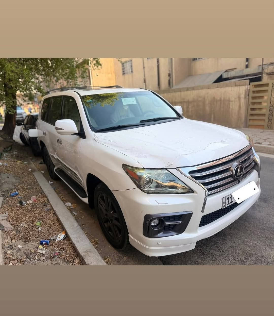سلام عليكم لكزز ٢٠١٢ رقم بغداد سياره حيل حلوه اي استفسار اتصل على هاذا رقم *********** ٣ دفتر ٣٠ ورقه بيها شي قليل
