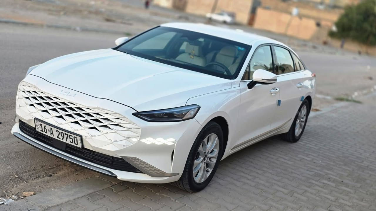 السلام عليكم اخوان
كيا K8 2023  وارد كوري غاز 
رقم قادسيه بسمي تحويل مباشر

فول مواصفات
  الكشنات الاماميه  تدفئه تبريد 
داخل ابيض  
الجام يصعد وينزل عن طريق البصمه  
بصمتين وياه
 كشن حضن ومساج
رادارات محيطيه وتوقف ذاتي  
تشغيل عن بعد
الجام وحده يصعد من تدخل نفق
تانكي 90 لتر
نقطه عمياء  والمحافضه على المسار
تنقيه الهواء 
الملاحضات 
القمار رش  بدون قطره صبغ   وبيه طخه بسيط بجاملغ ترجع بارد ممسويه الباقي كفاله
  السعر 195 وبي مجال قليل 
مكاني النجف الاشرف ***********
